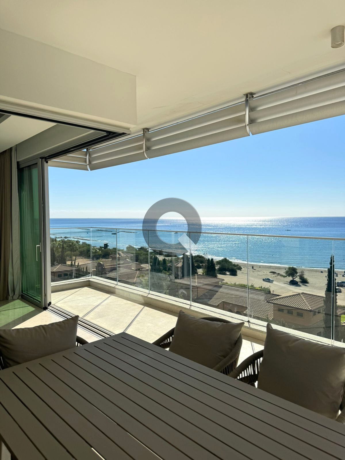 Two-bedroom apartment — Pyrgos