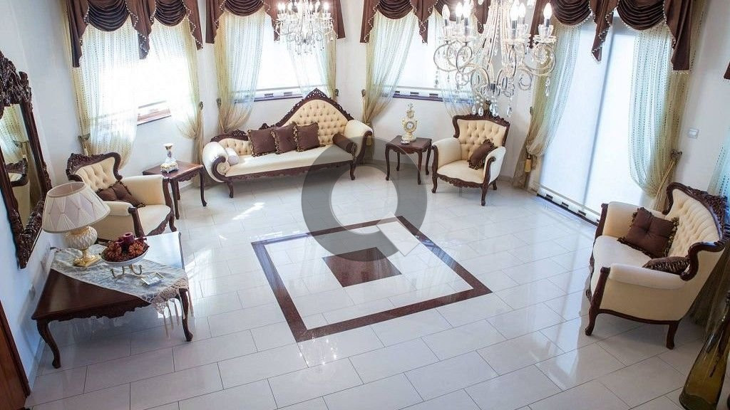 Five-bedroom house — Agia Fyla