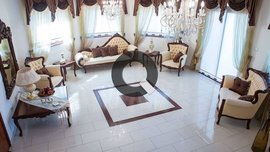 Five-bedroom house — Agia Fyla