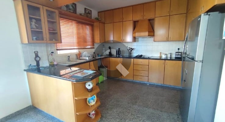 Four-bedroom house — Mesa Geitonia