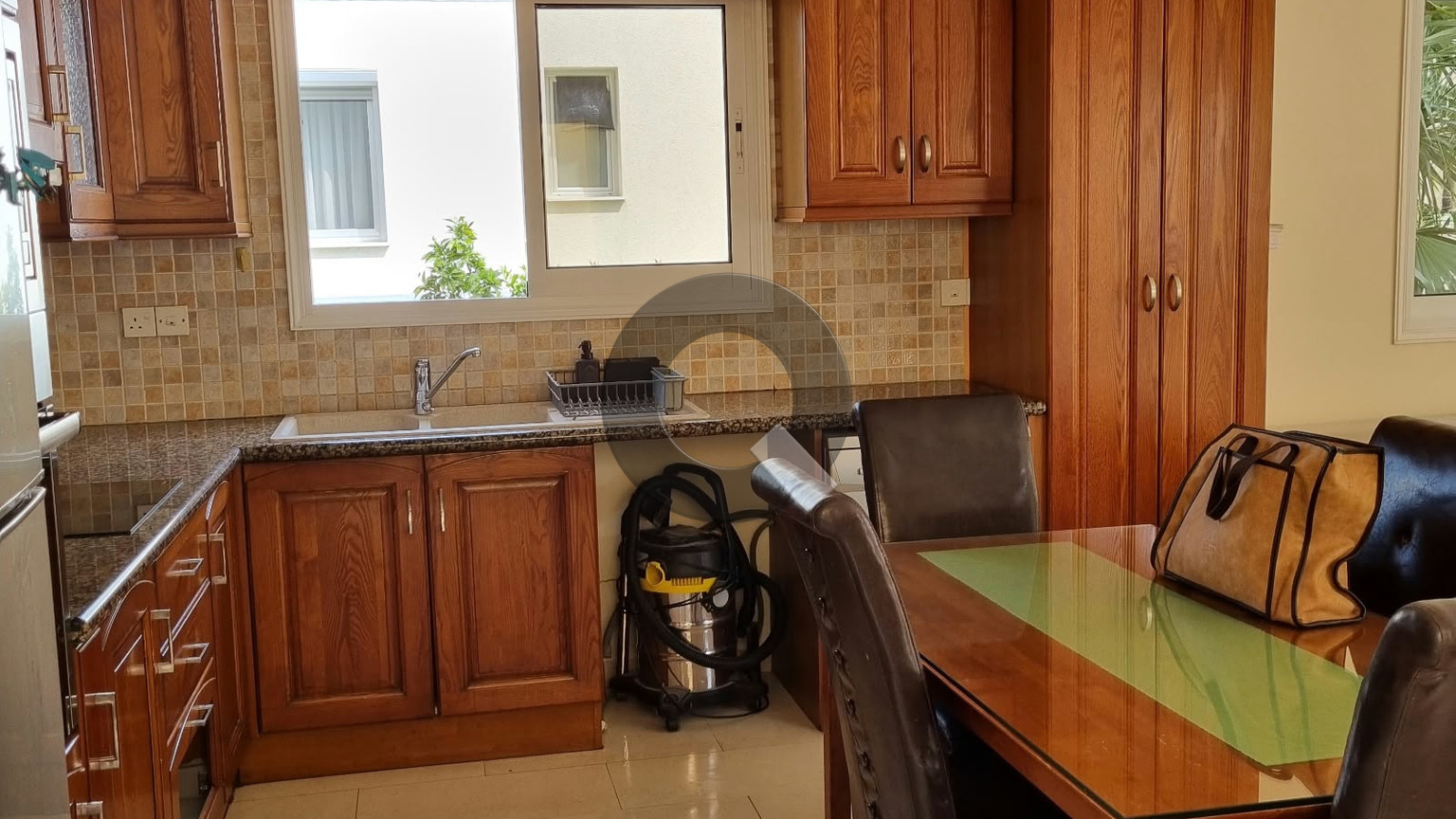 Three-bedroom apartment — Germasogeia