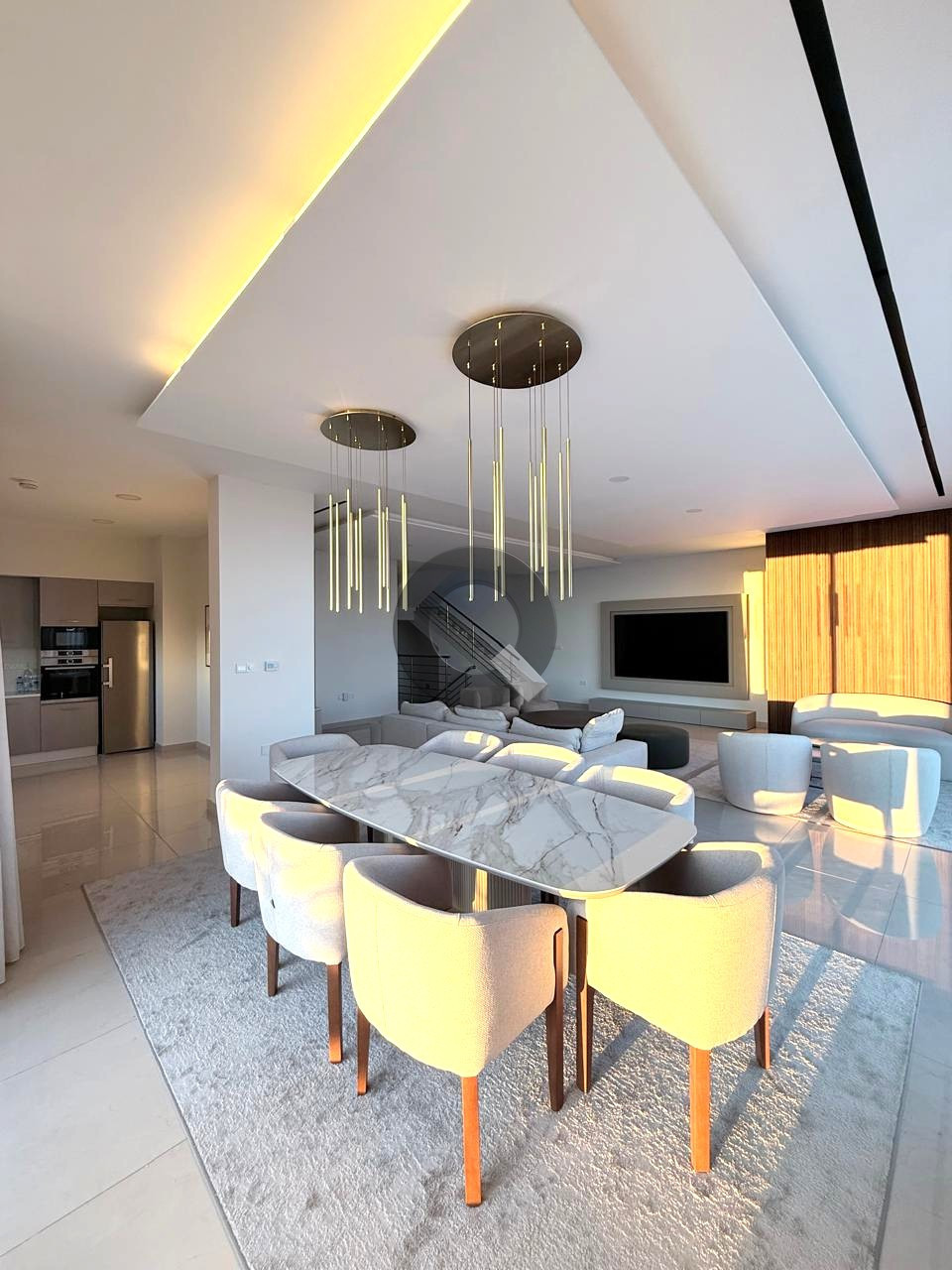Five-bedroom house — Agios Tychon