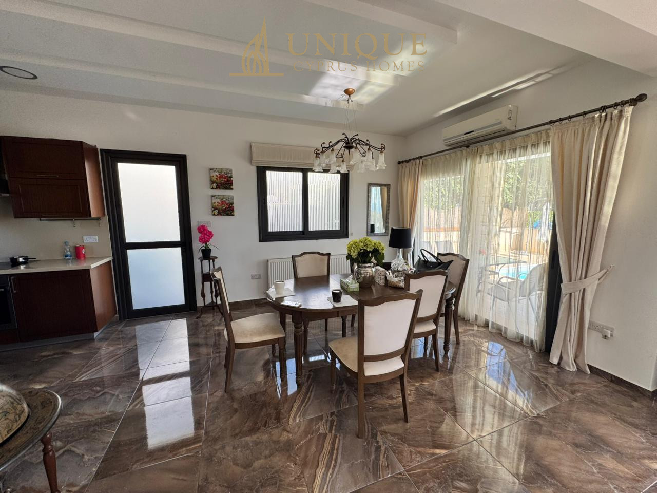 House in Pegeia - Image 5