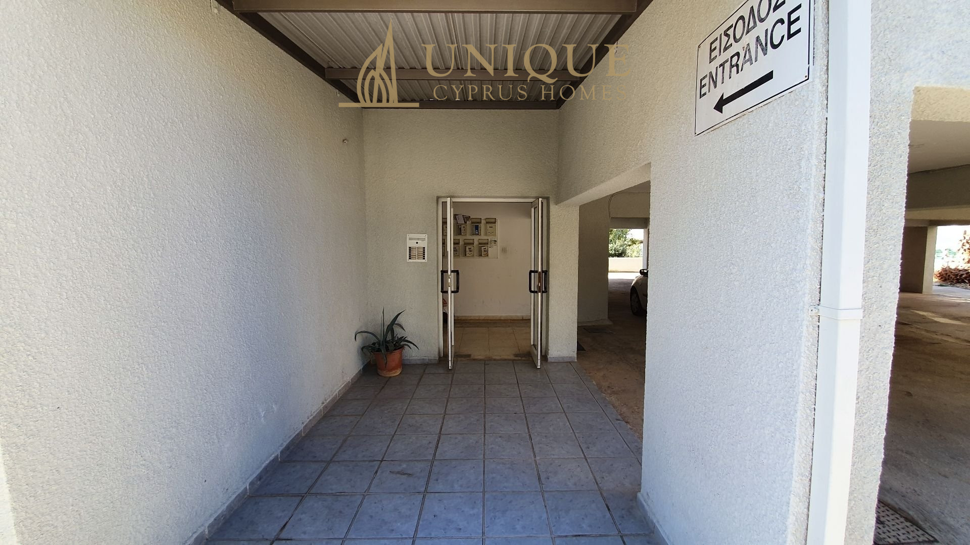 House in Chlorakas - Image 3