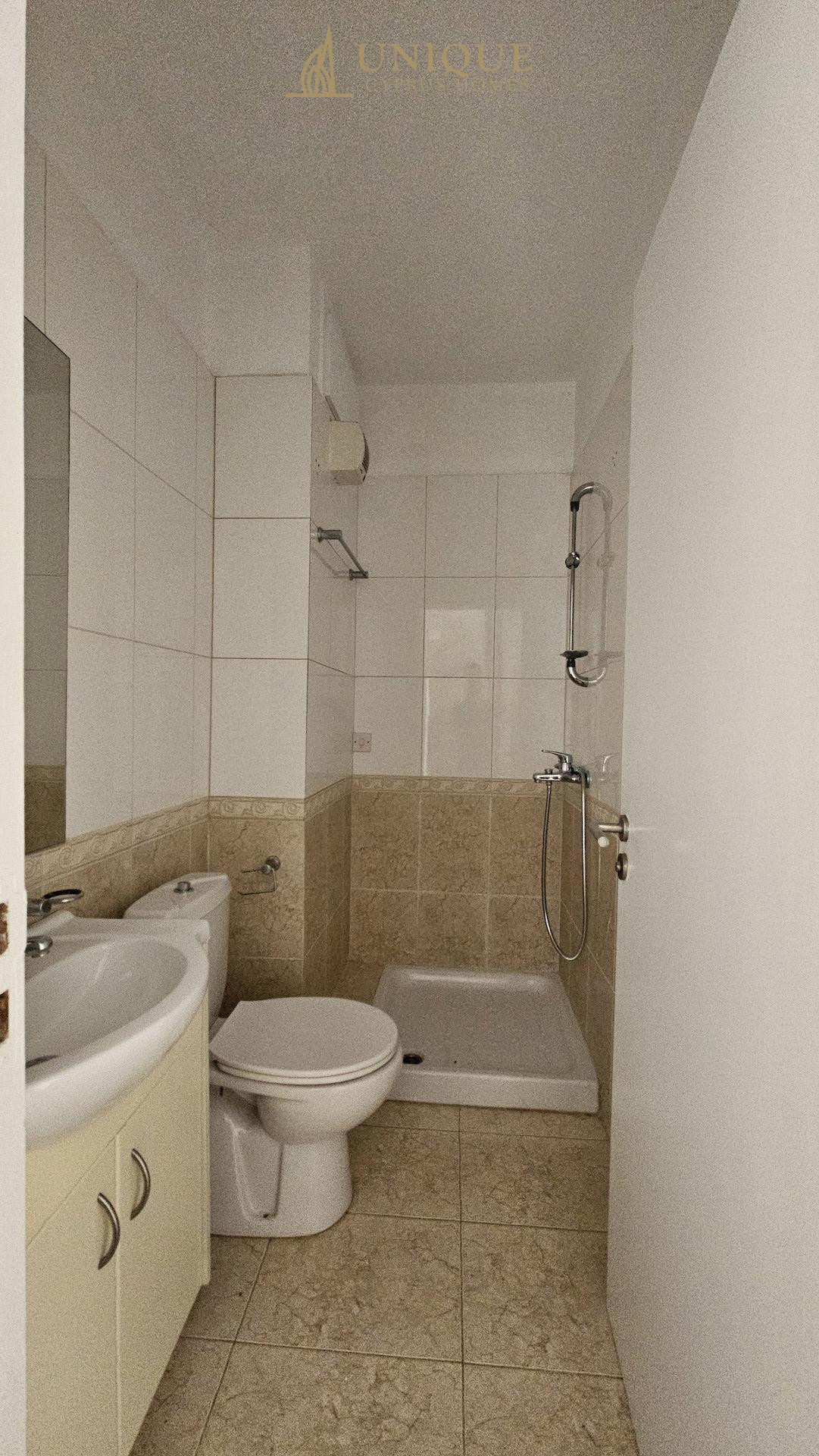 House in Chlorakas - Image 3