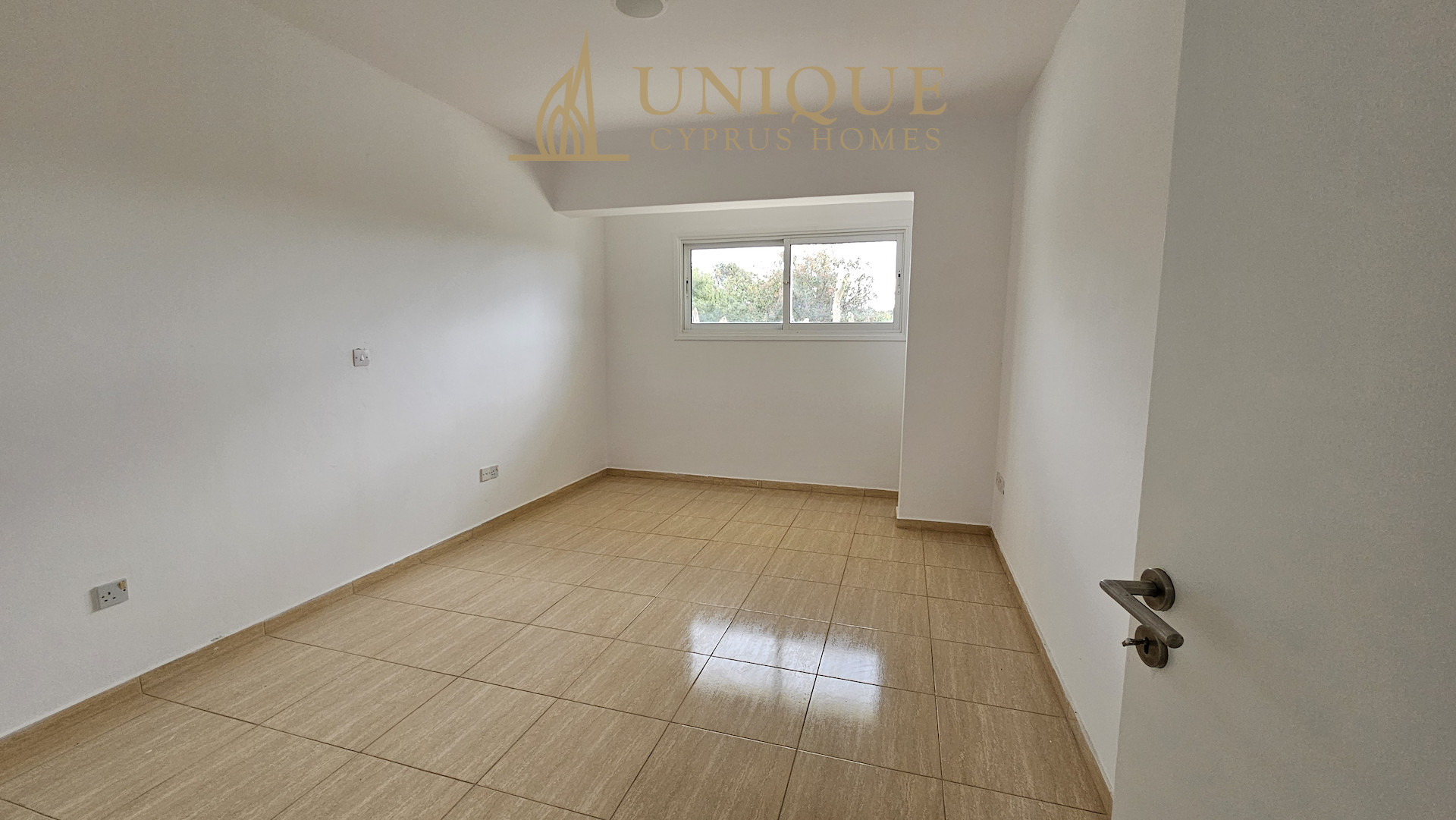 House in Chlorakas - Image 4