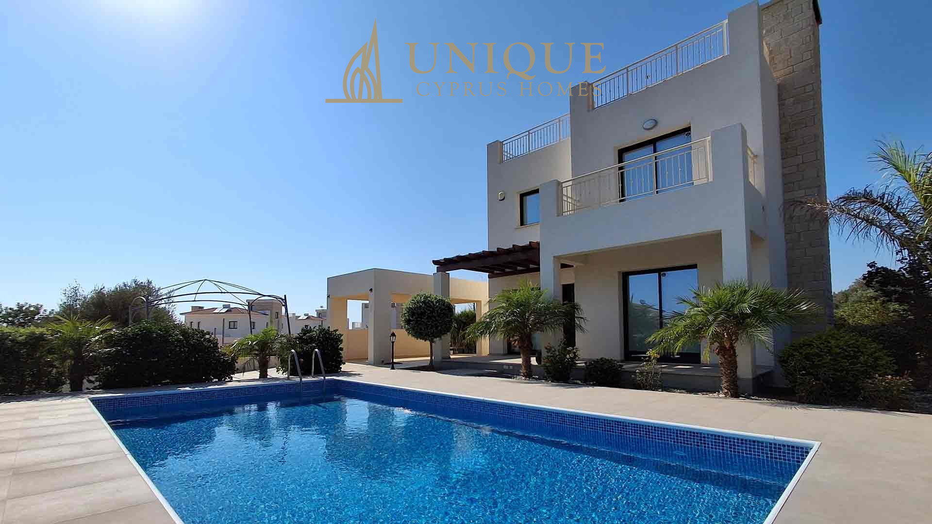 House in Kouklia - Image 3