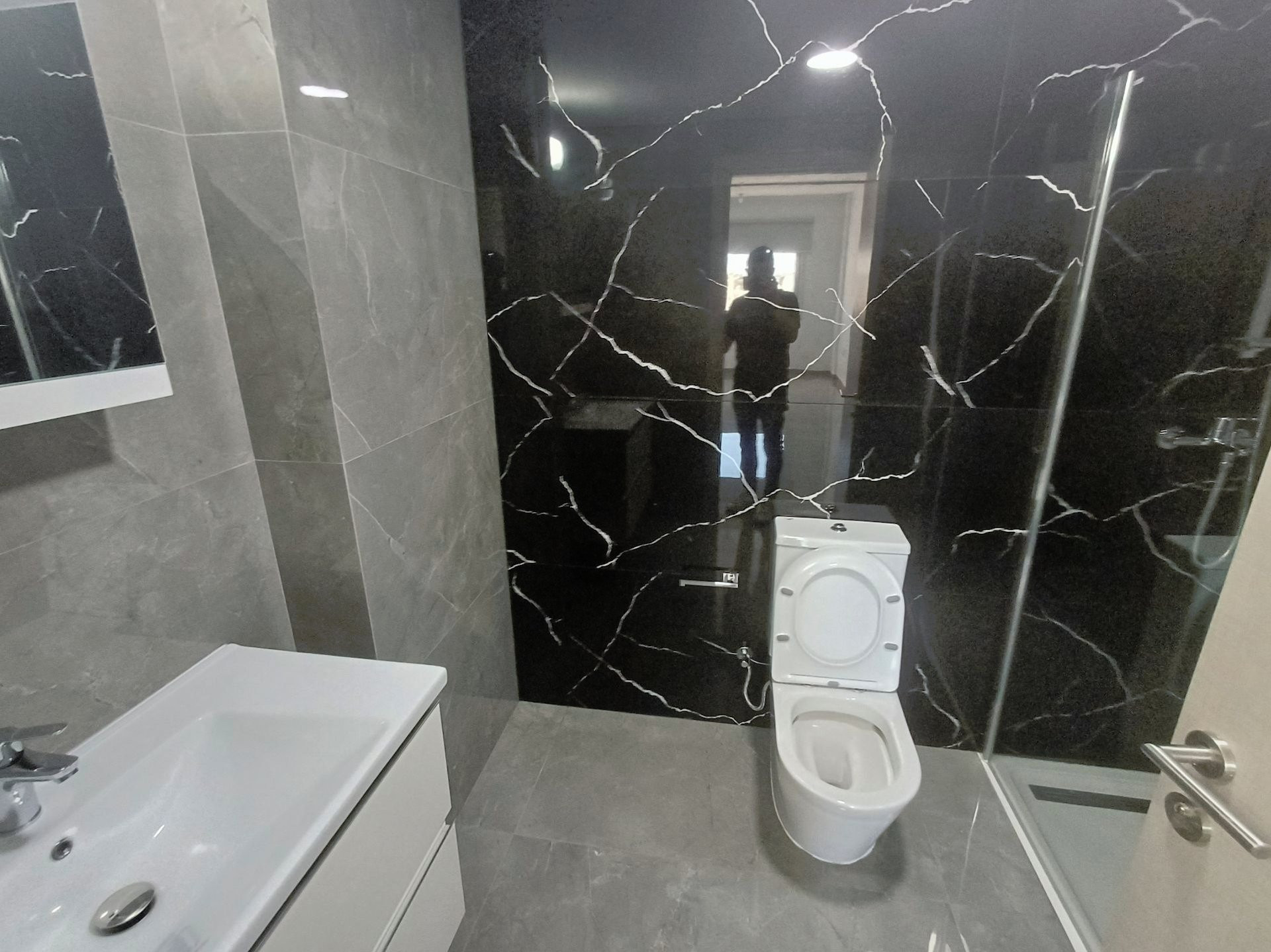 2 Bedroom  Apartment in Latsia - Agios Georgios, Nicosia