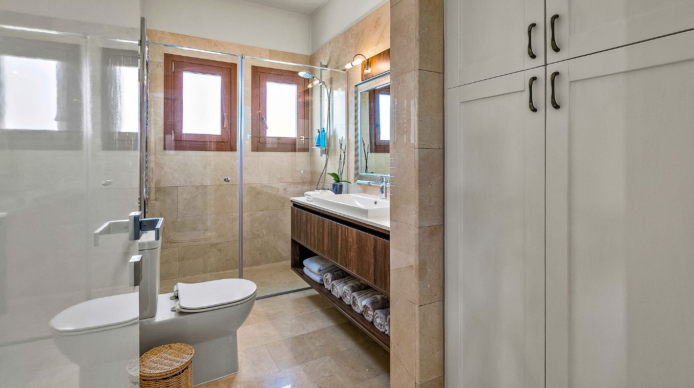 4 Bedroom  Detached House in Aphrodite hills, Paphos