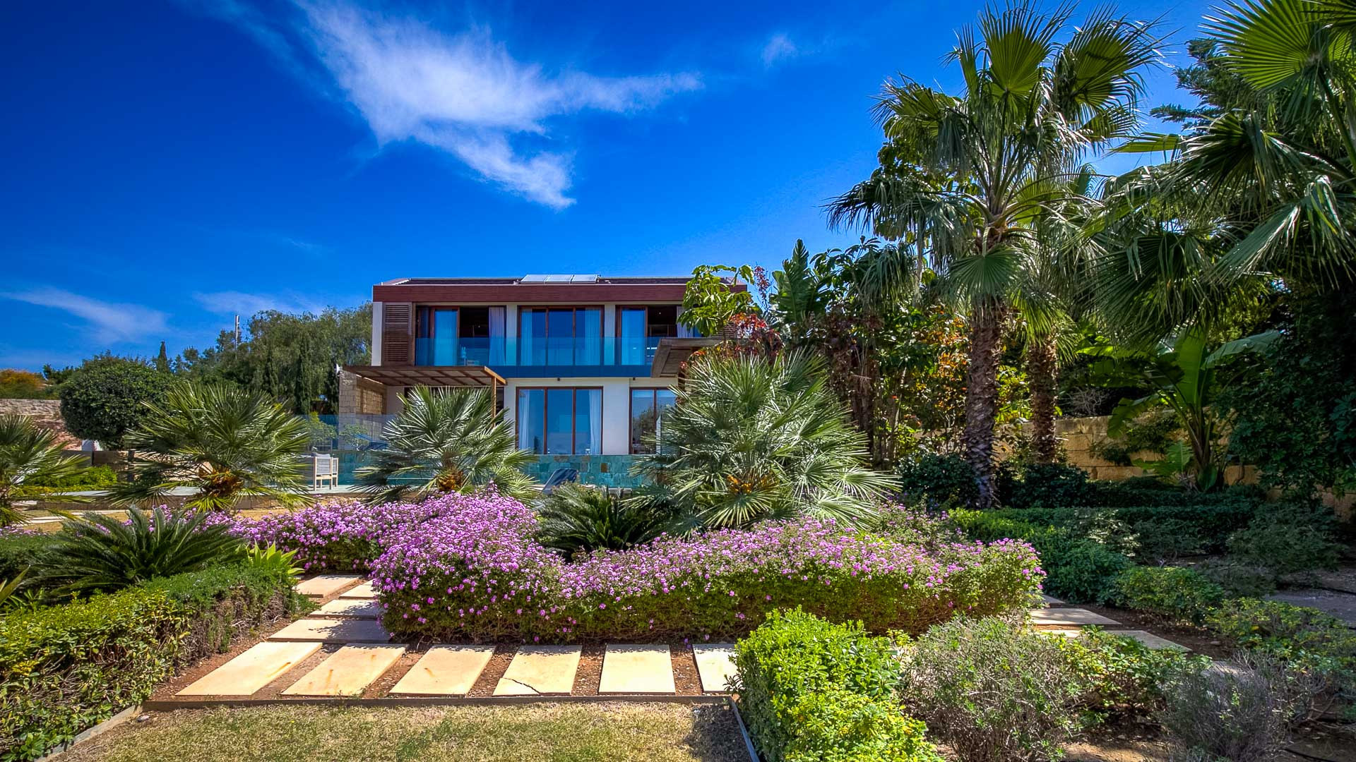 4 Bedroom  Detached House in Aphrodite hills, Paphos
