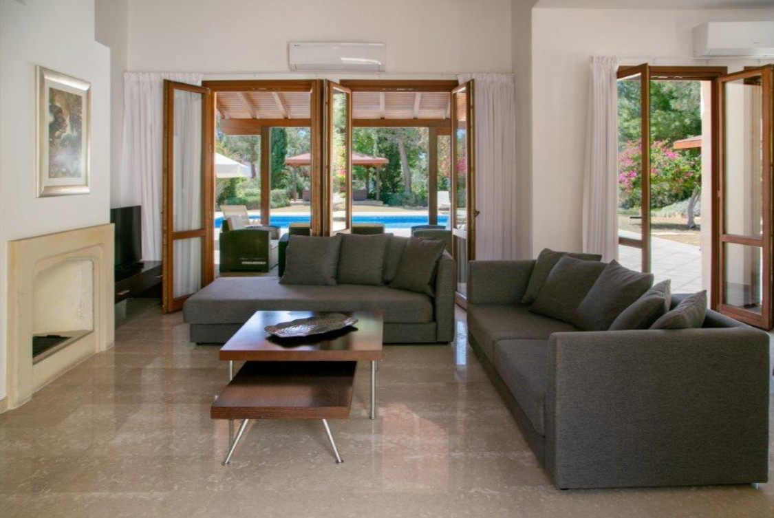 3 Bedroom  Detached House in Aphrodite hills, Paphos
