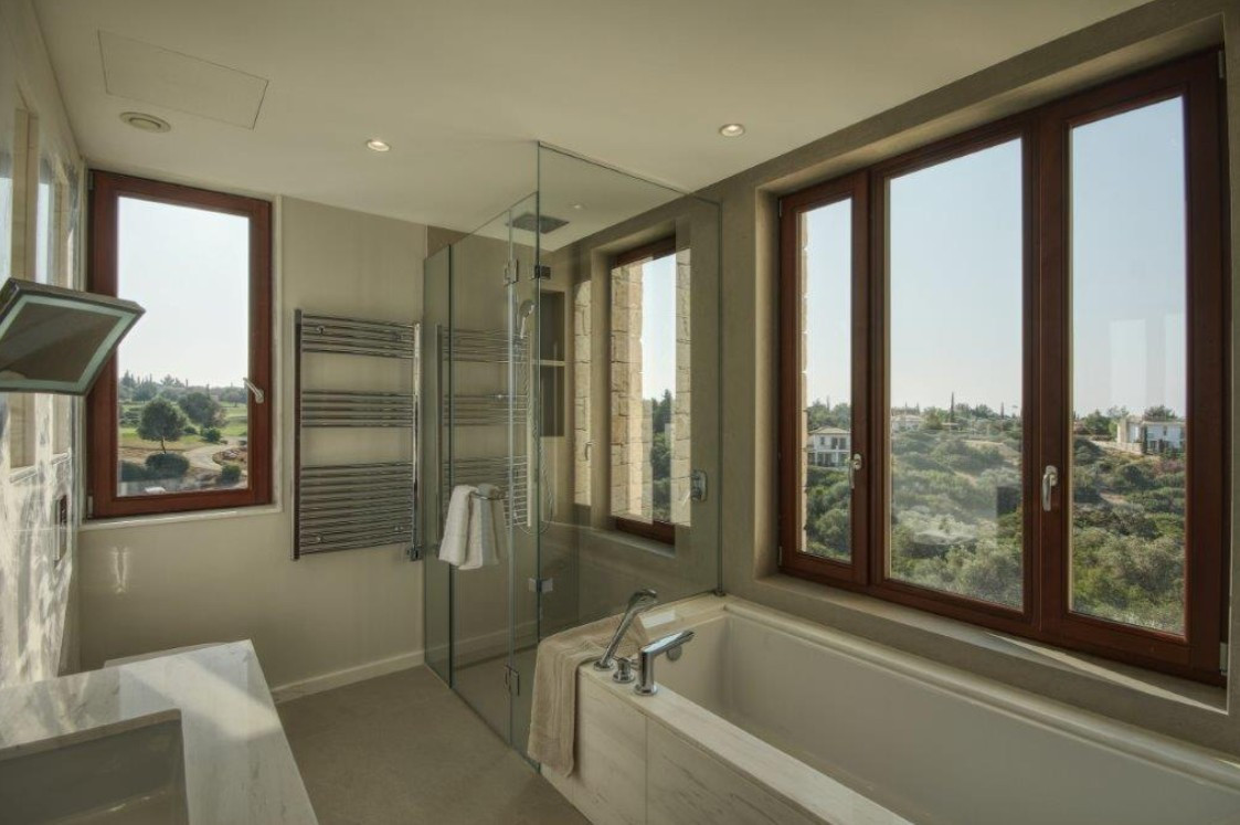 6 Bedroom  Detached House in Aphrodite hills, Paphos