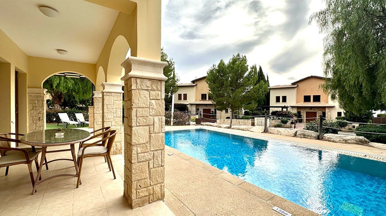 2 Bedroom  Apartment in Aphrodite hills, Paphos