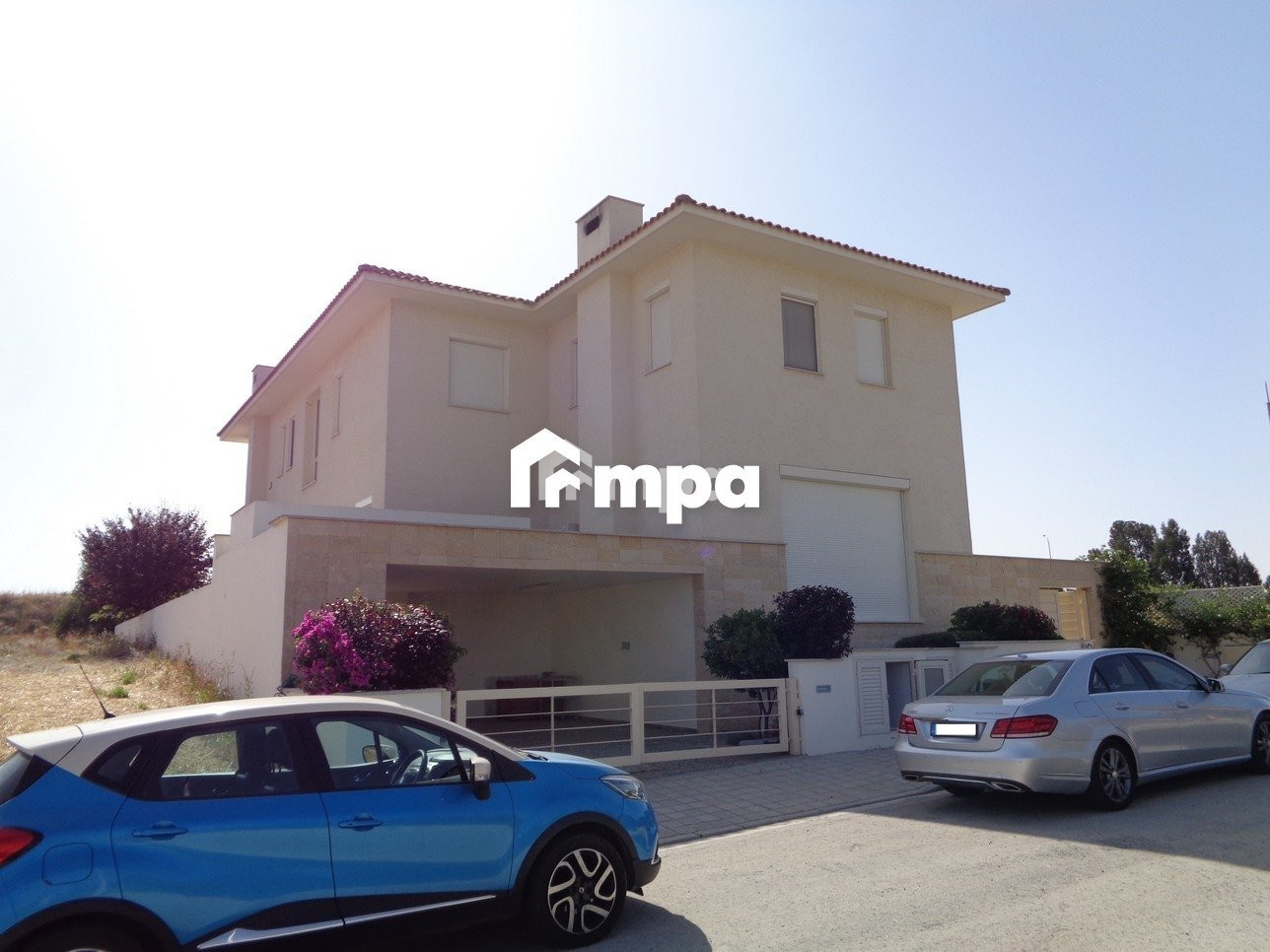 5 Bedroom House
