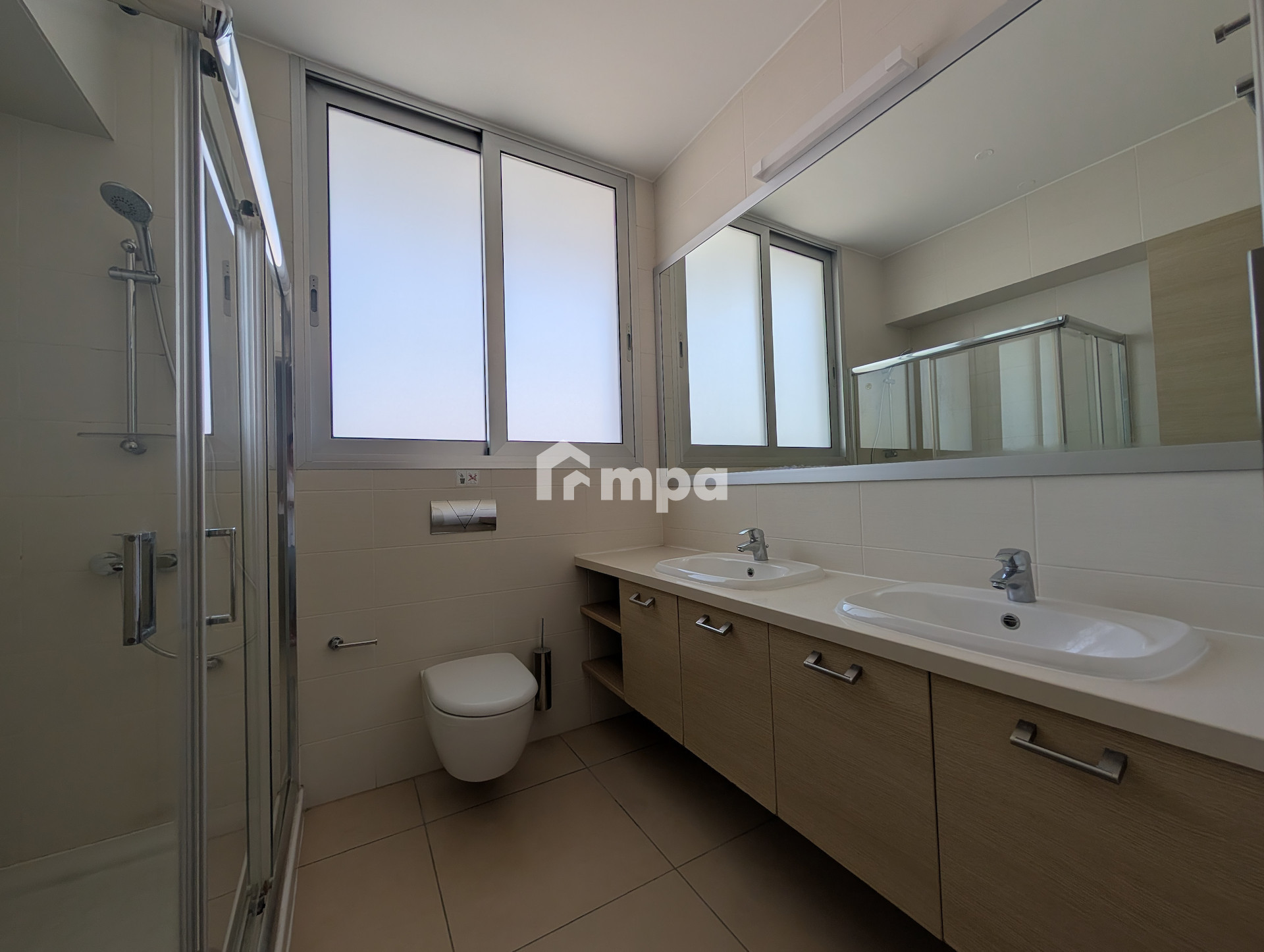 4 Bedroom Apartment