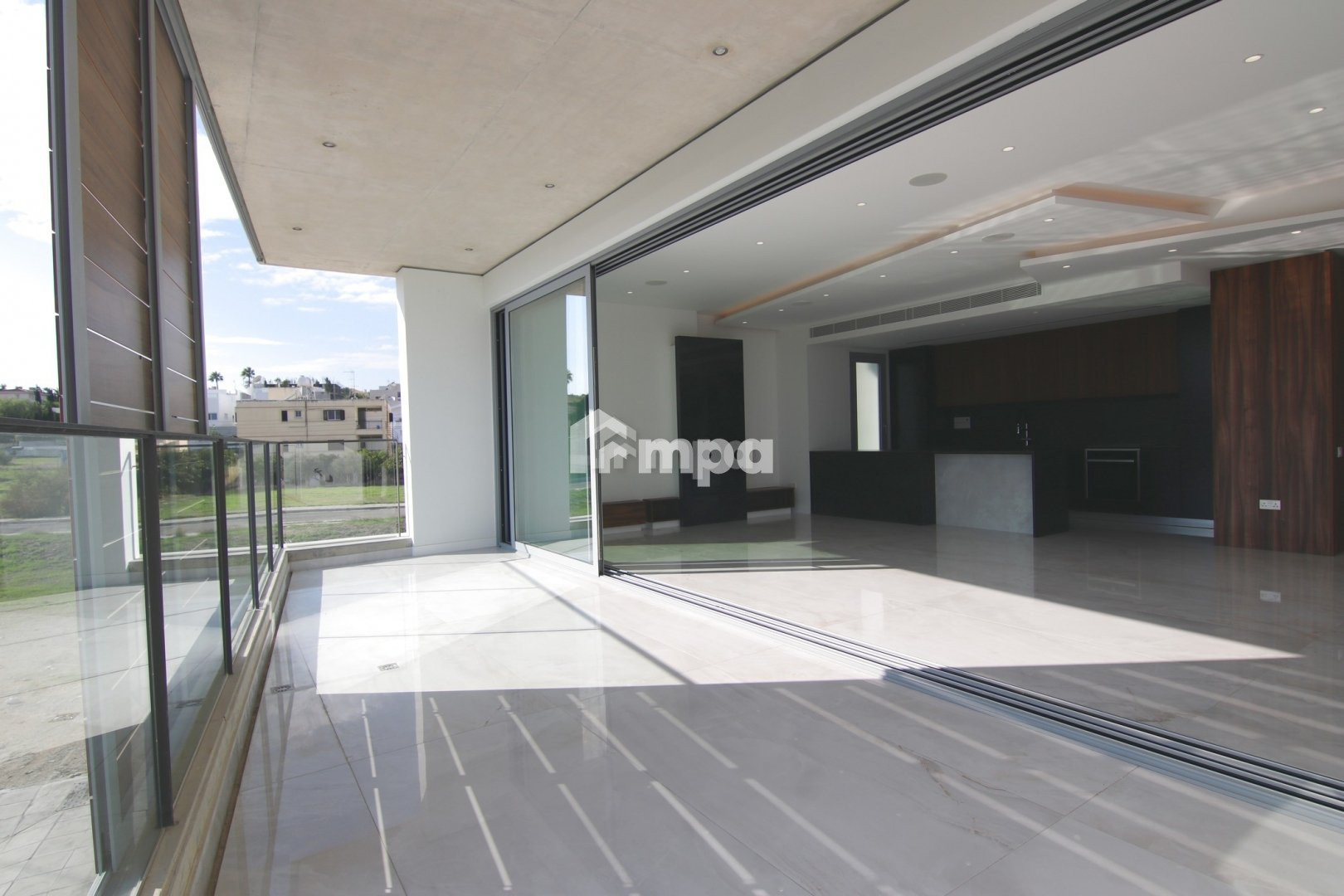 4 Bedroom Apartment
