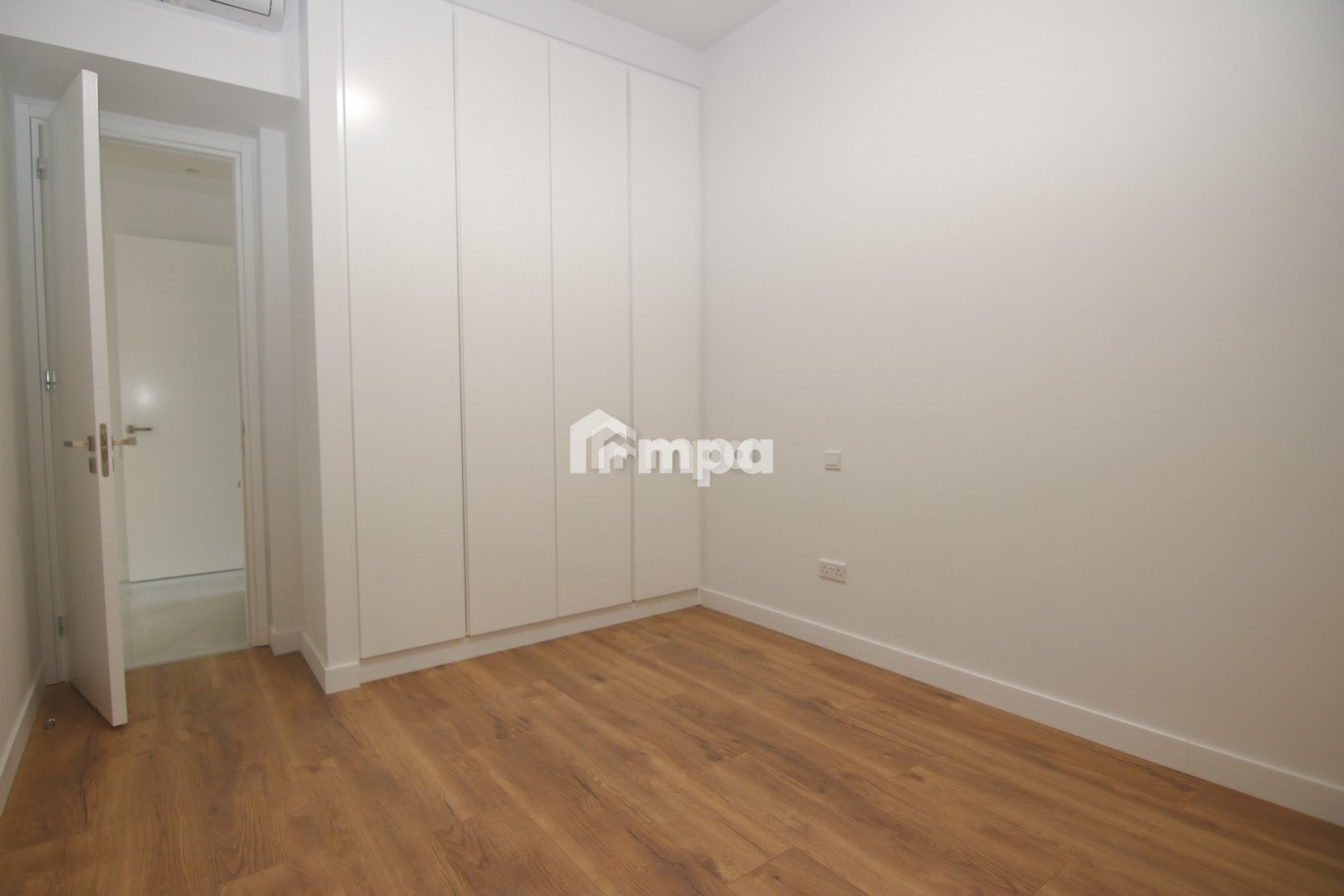 4 Bedroom Apartment