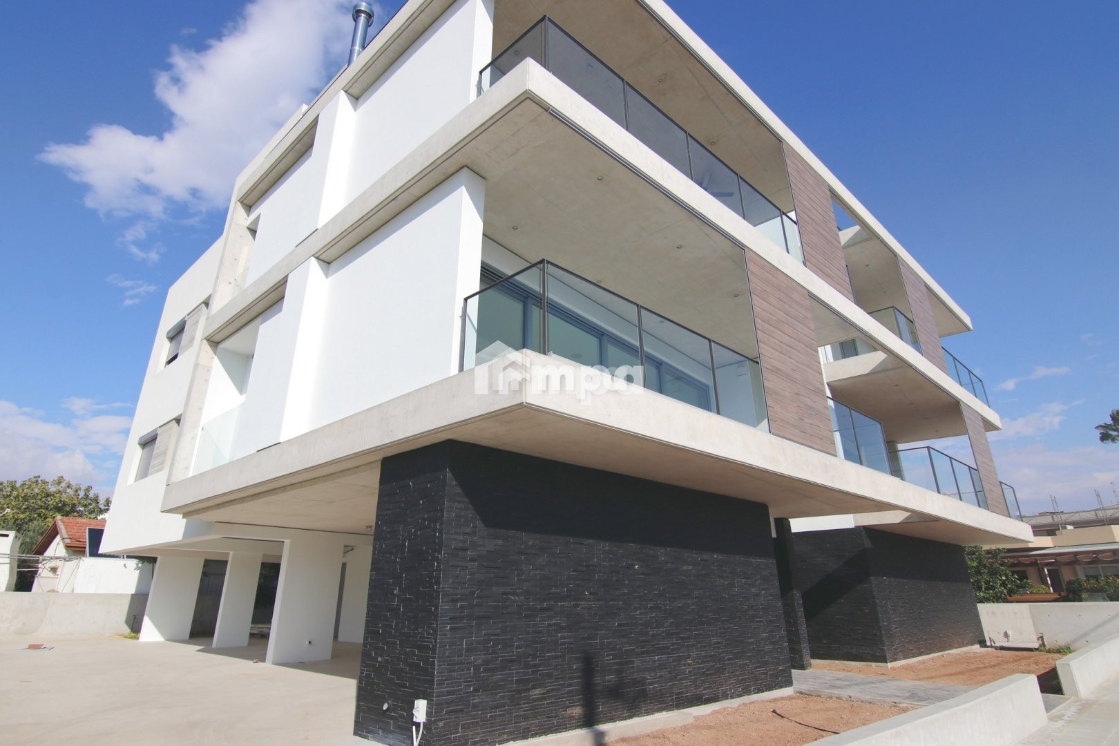 4 Bedroom Apartment