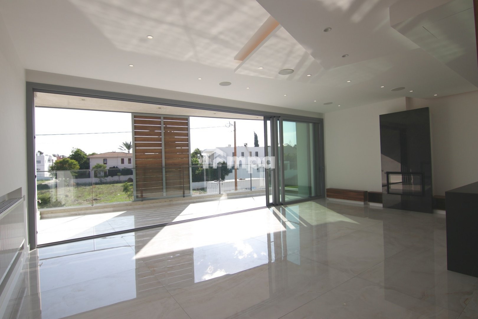 4 Bedroom Apartment
