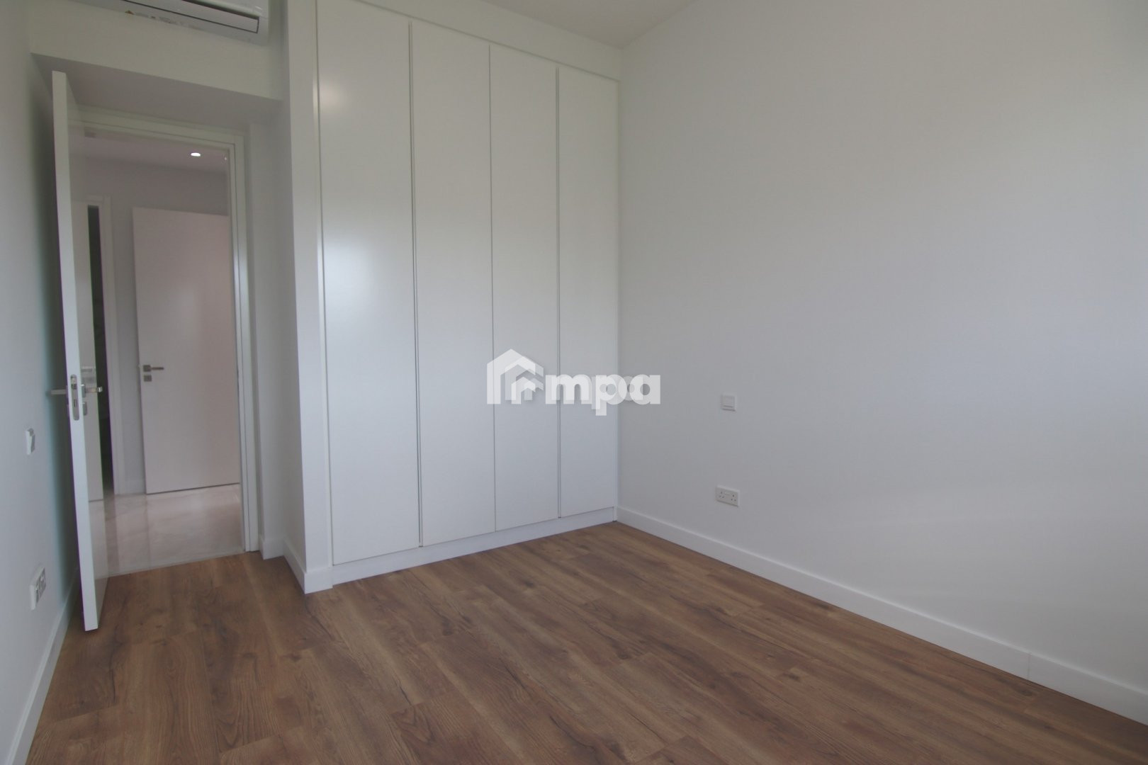 4 Bedroom Apartment