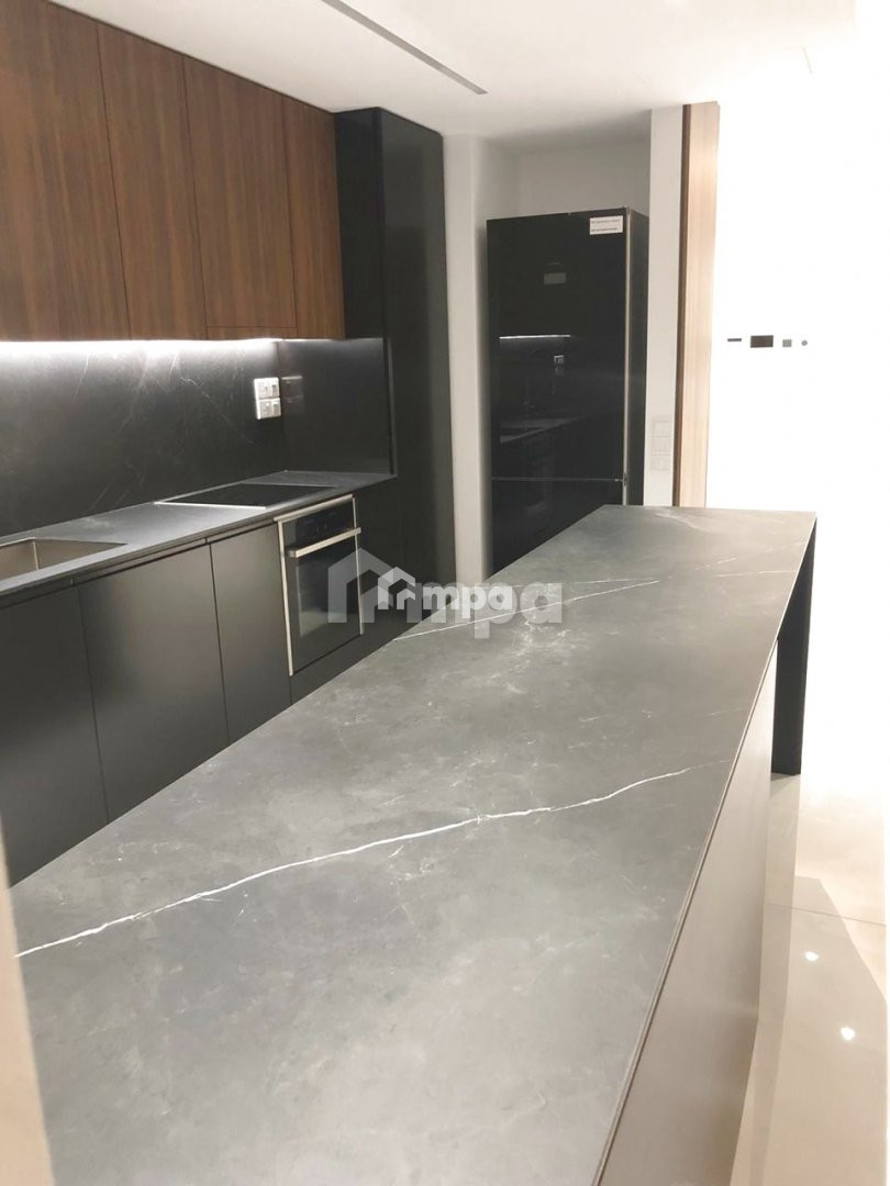 4 Bedroom Apartment