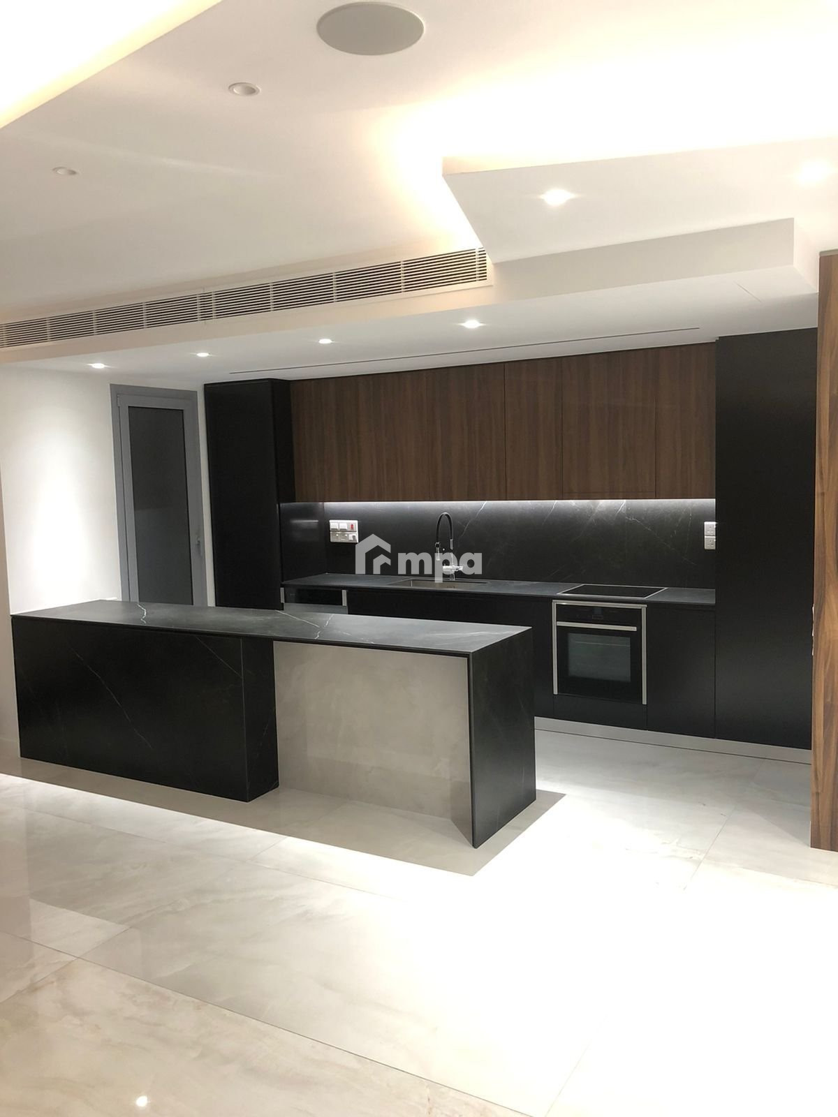 4 Bedroom Apartment