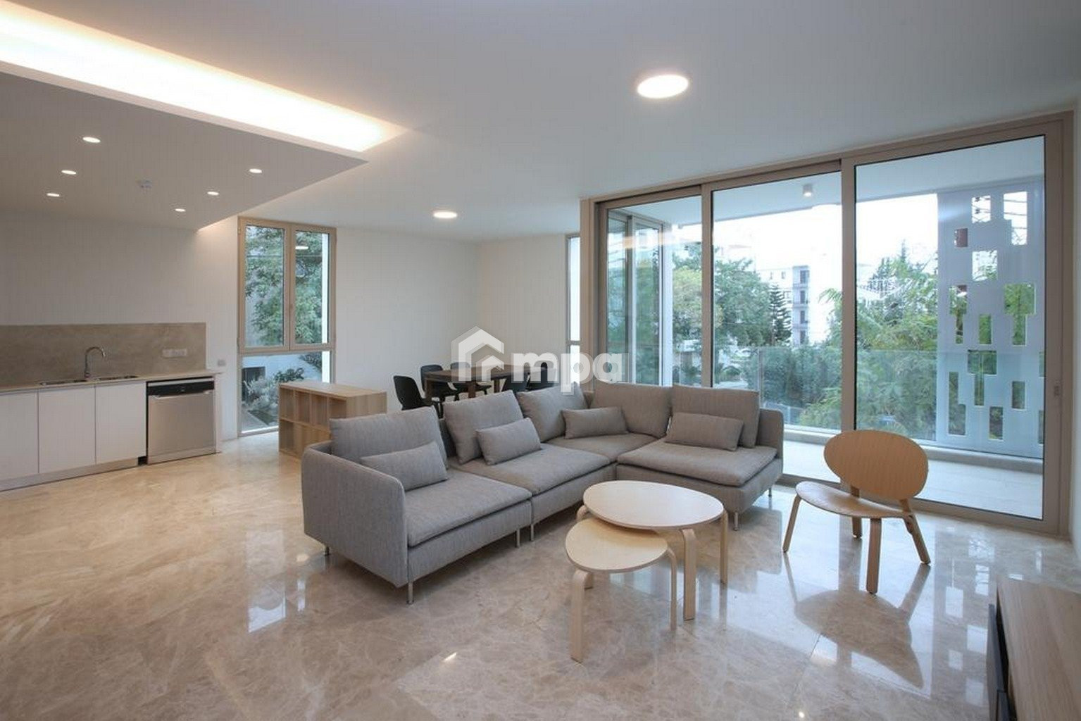 1 Bedroom Apartment
