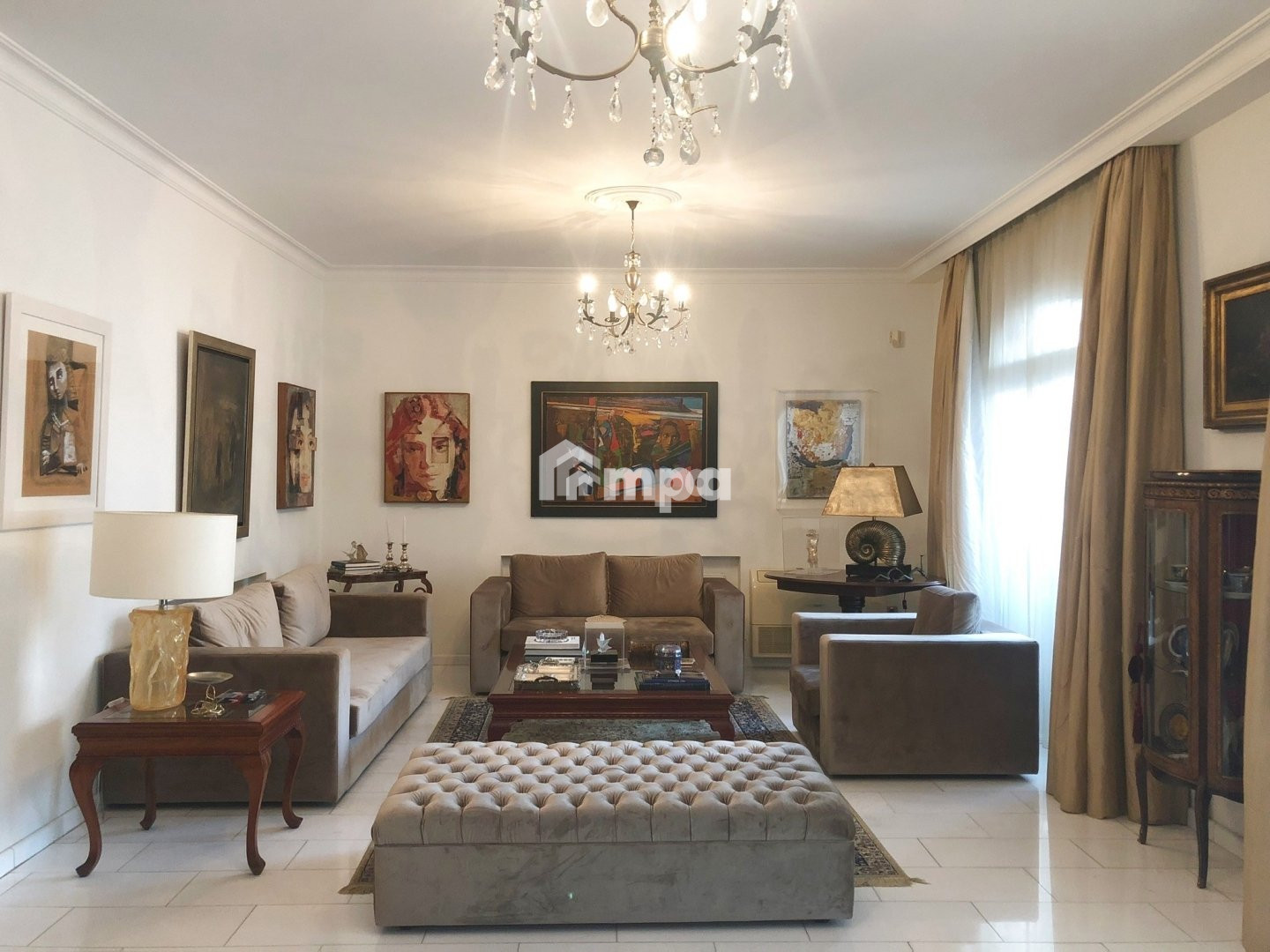 5 Bedroom House