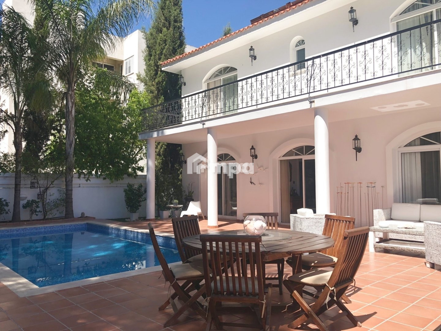 5 Bedroom House