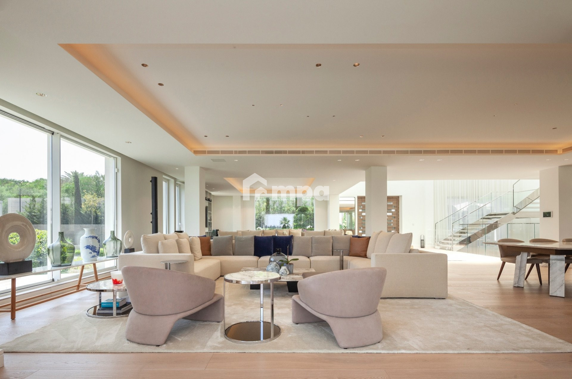 Luxury Mansion In Engomi. – Ktimatomesites.com