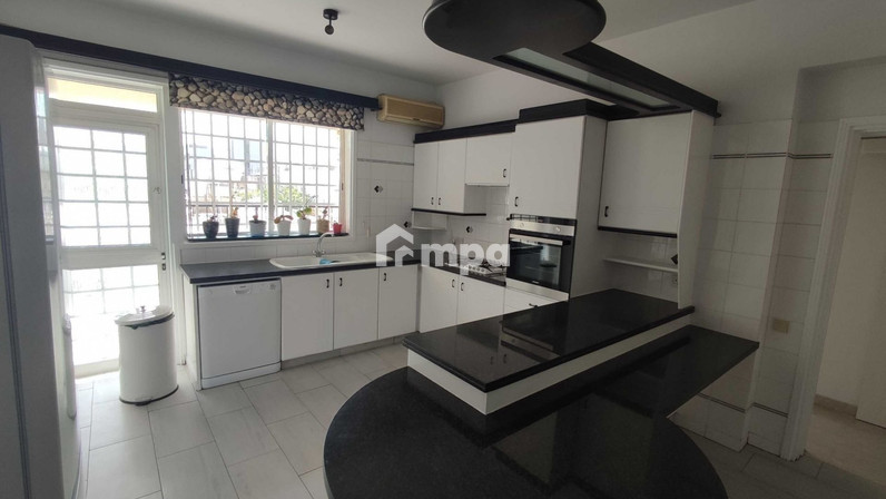 4 Bedroom Apartment