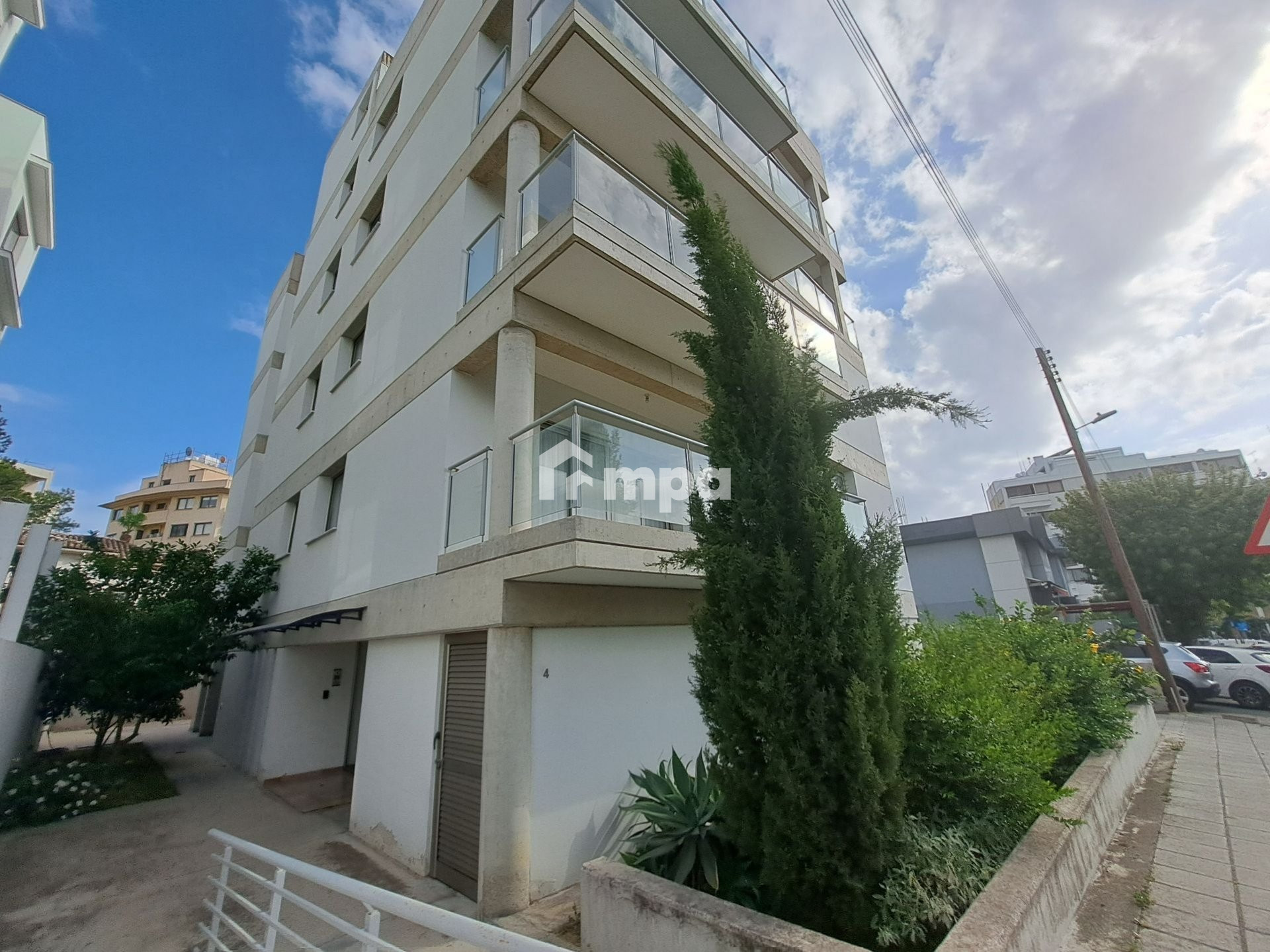 2 Bedroom Apartment