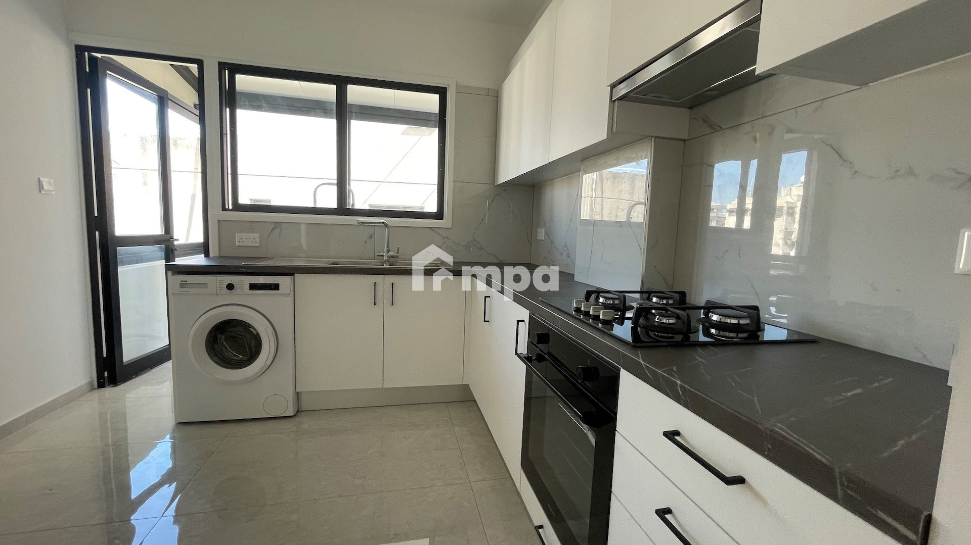 3 Bedroom Apartment