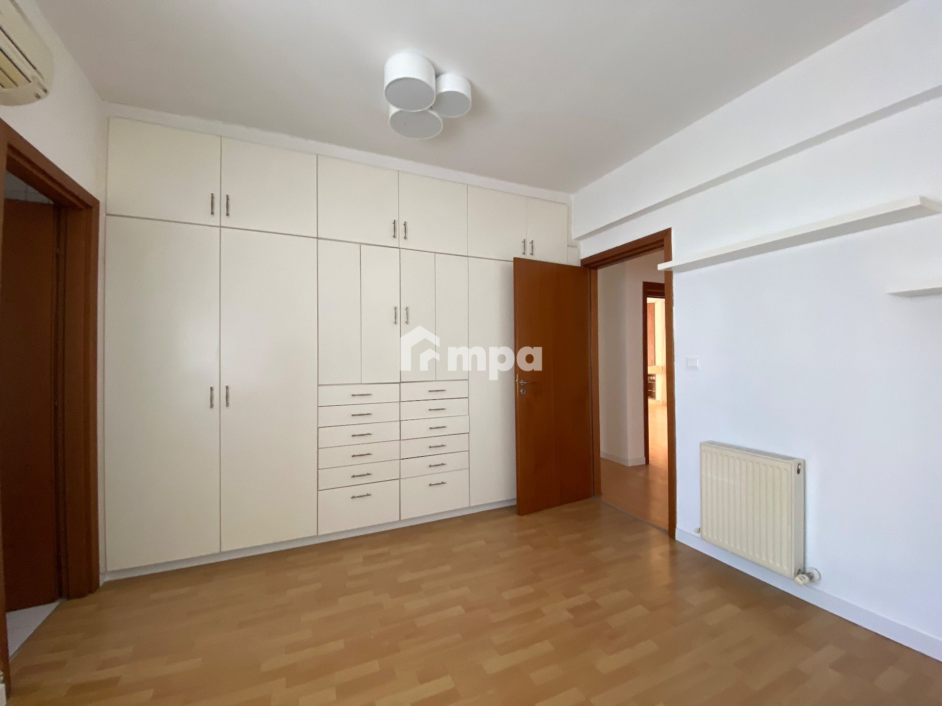 3 Bedroom Apartment