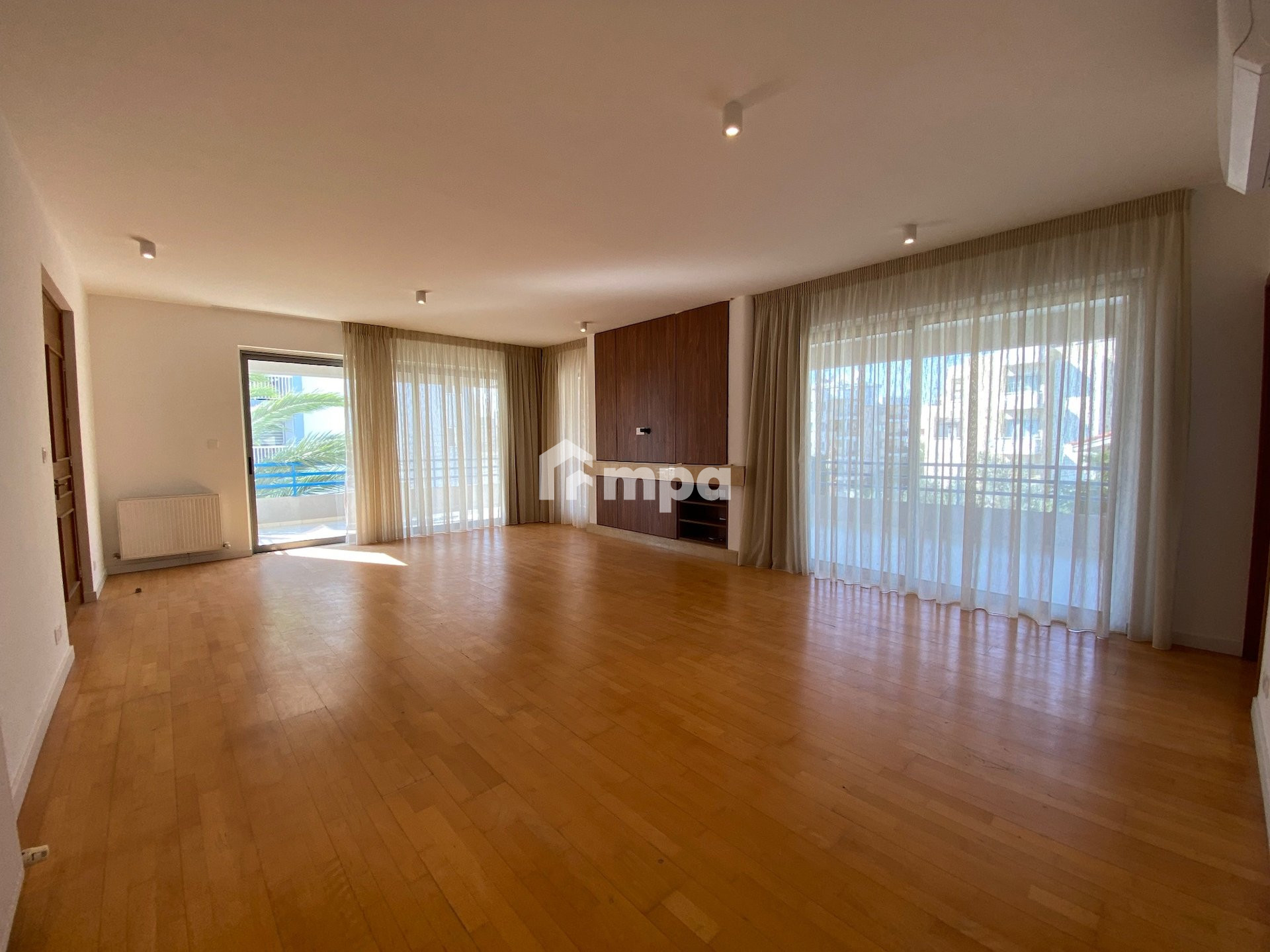 3 Bedroom Apartment