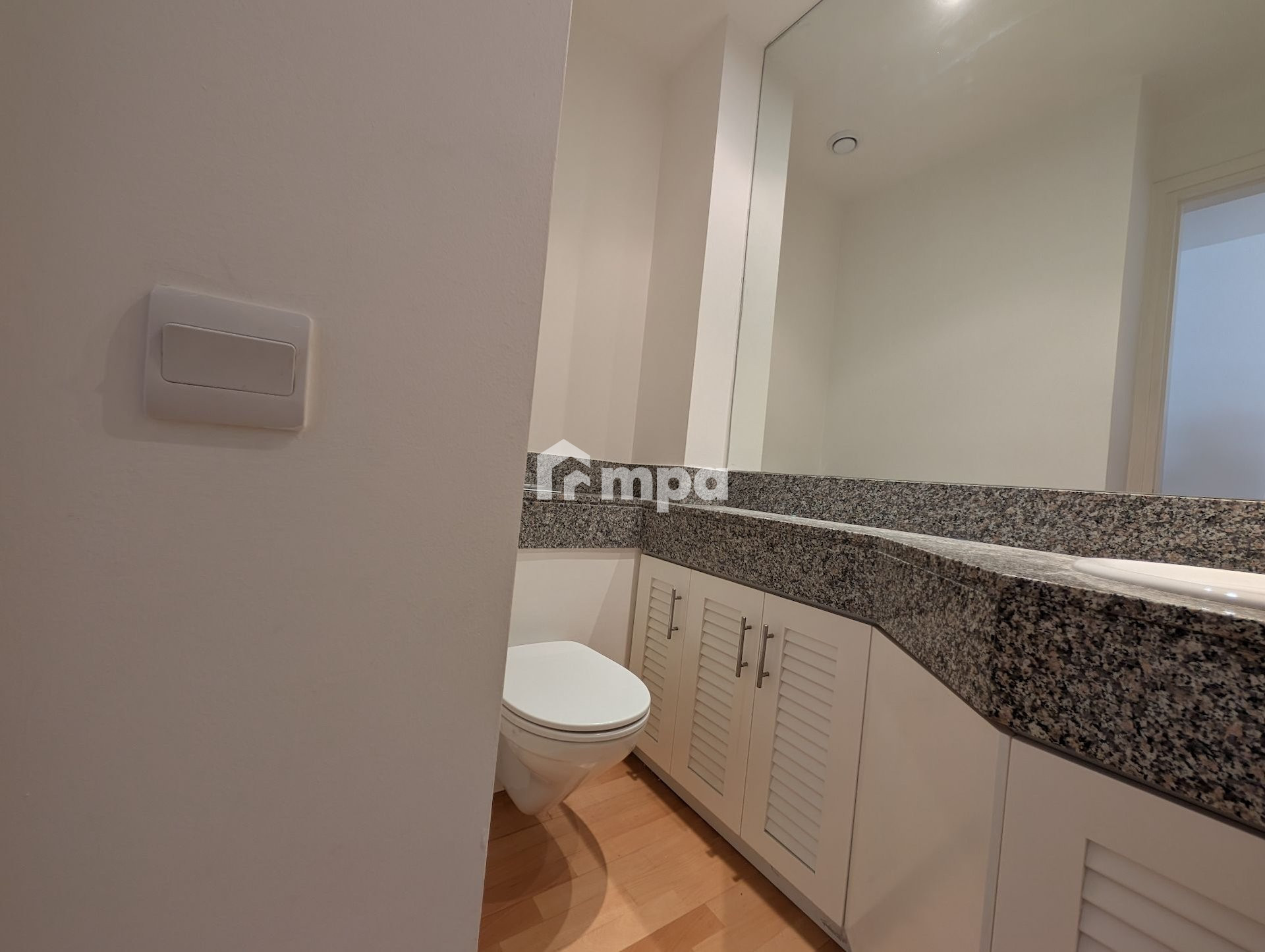 4 Bedroom Apartment