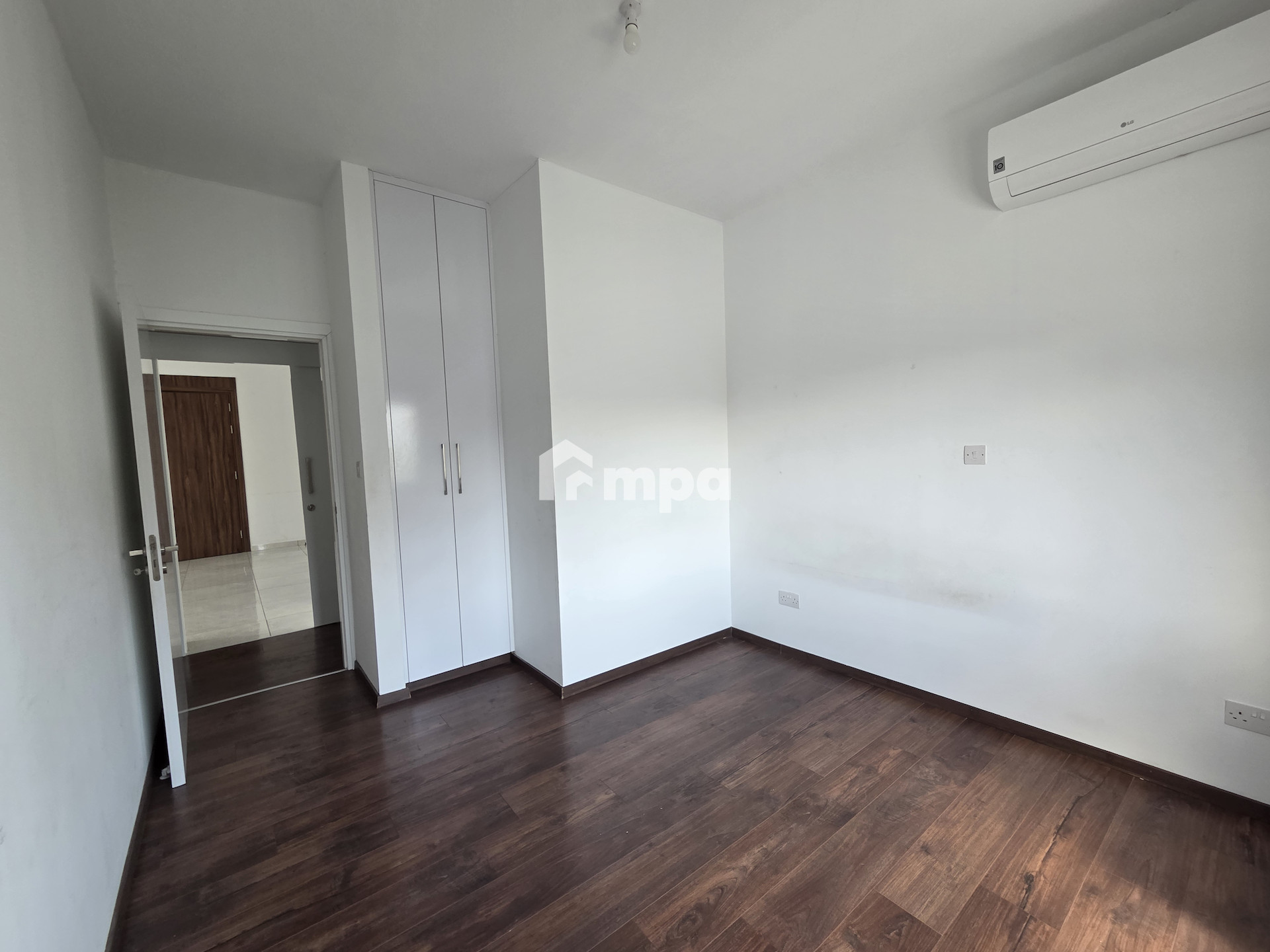 3 Bedroom Apartment