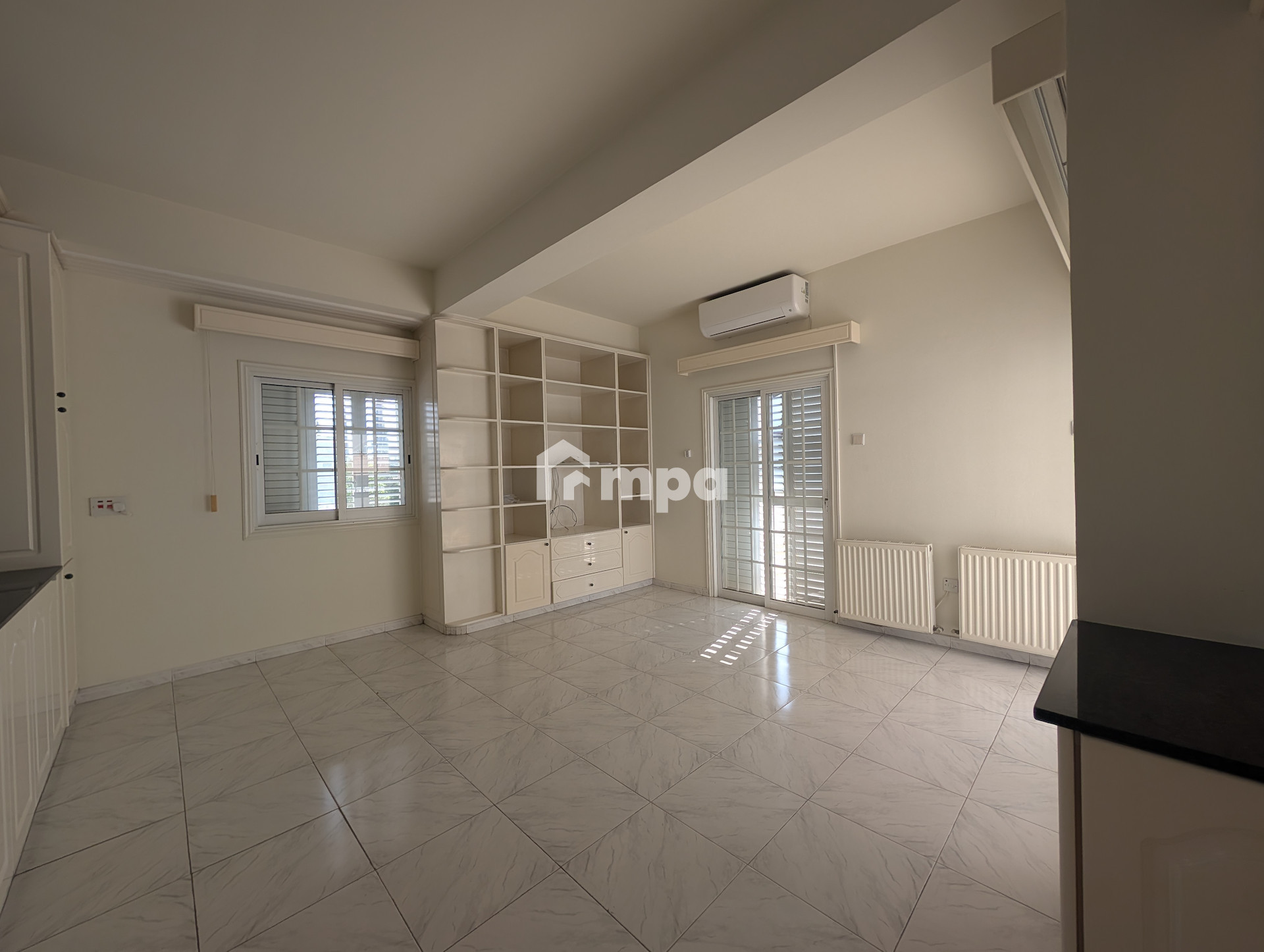 5 Bedroom Apartment