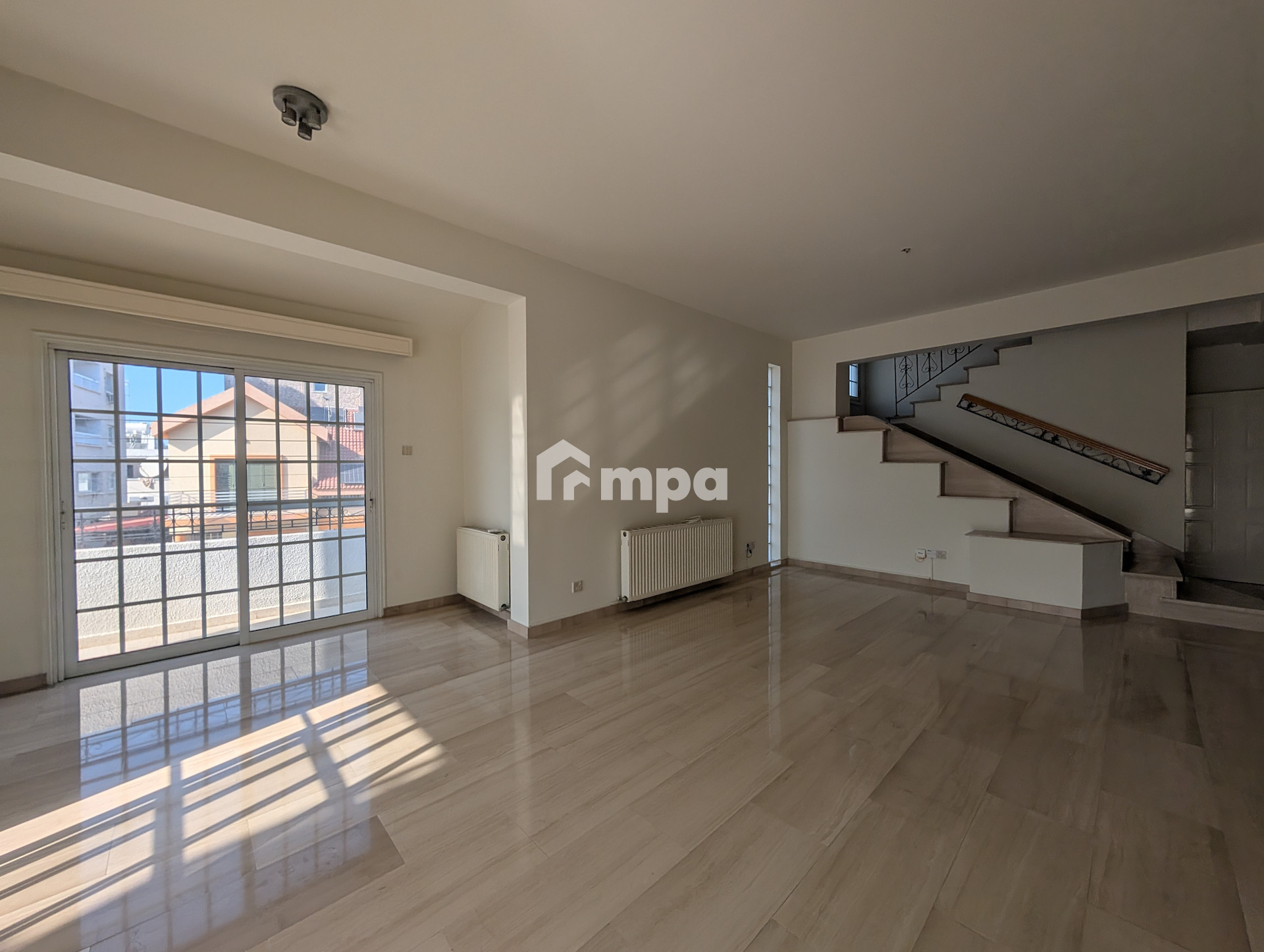 5 Bedroom Apartment