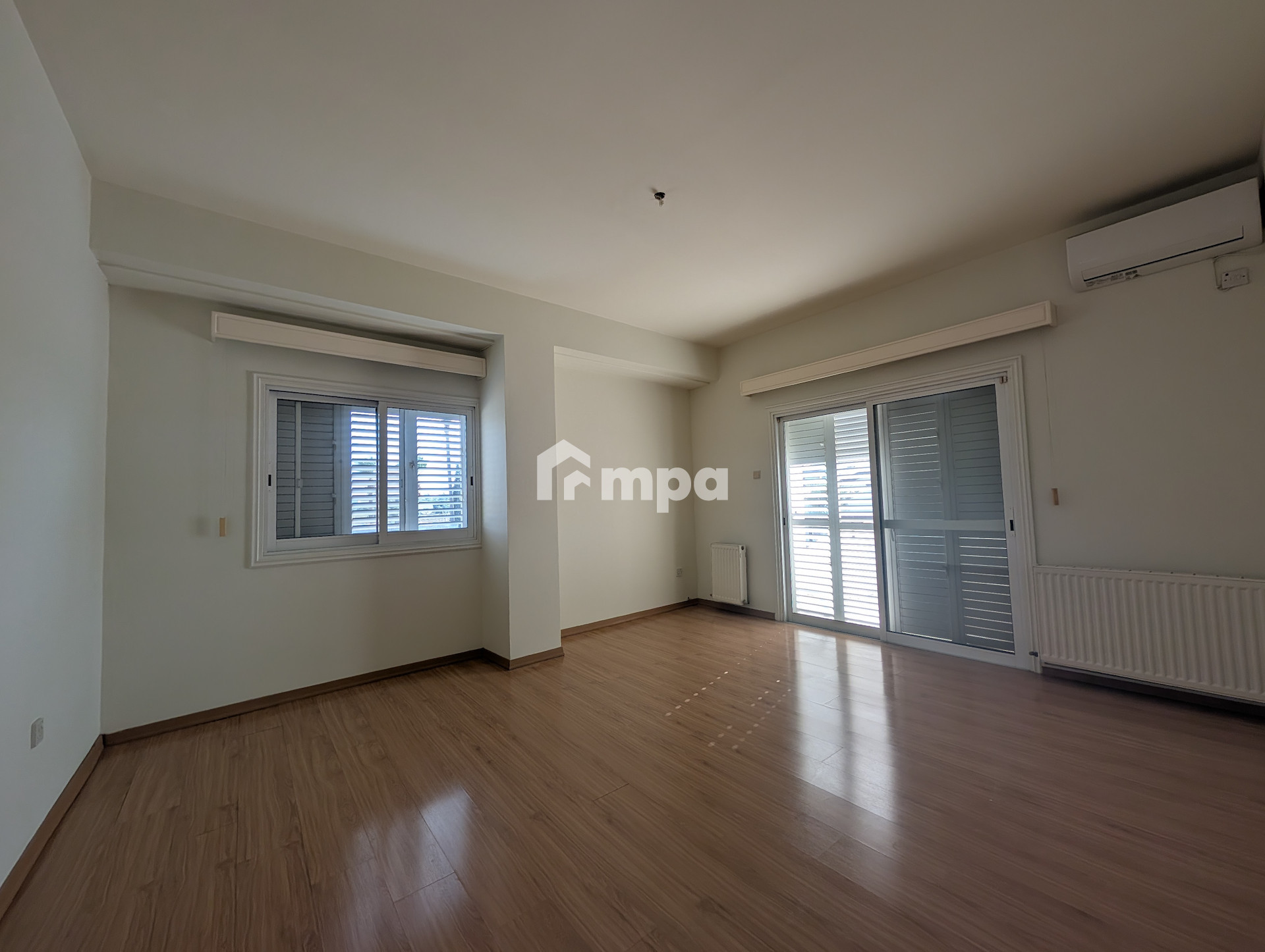 5 Bedroom Apartment