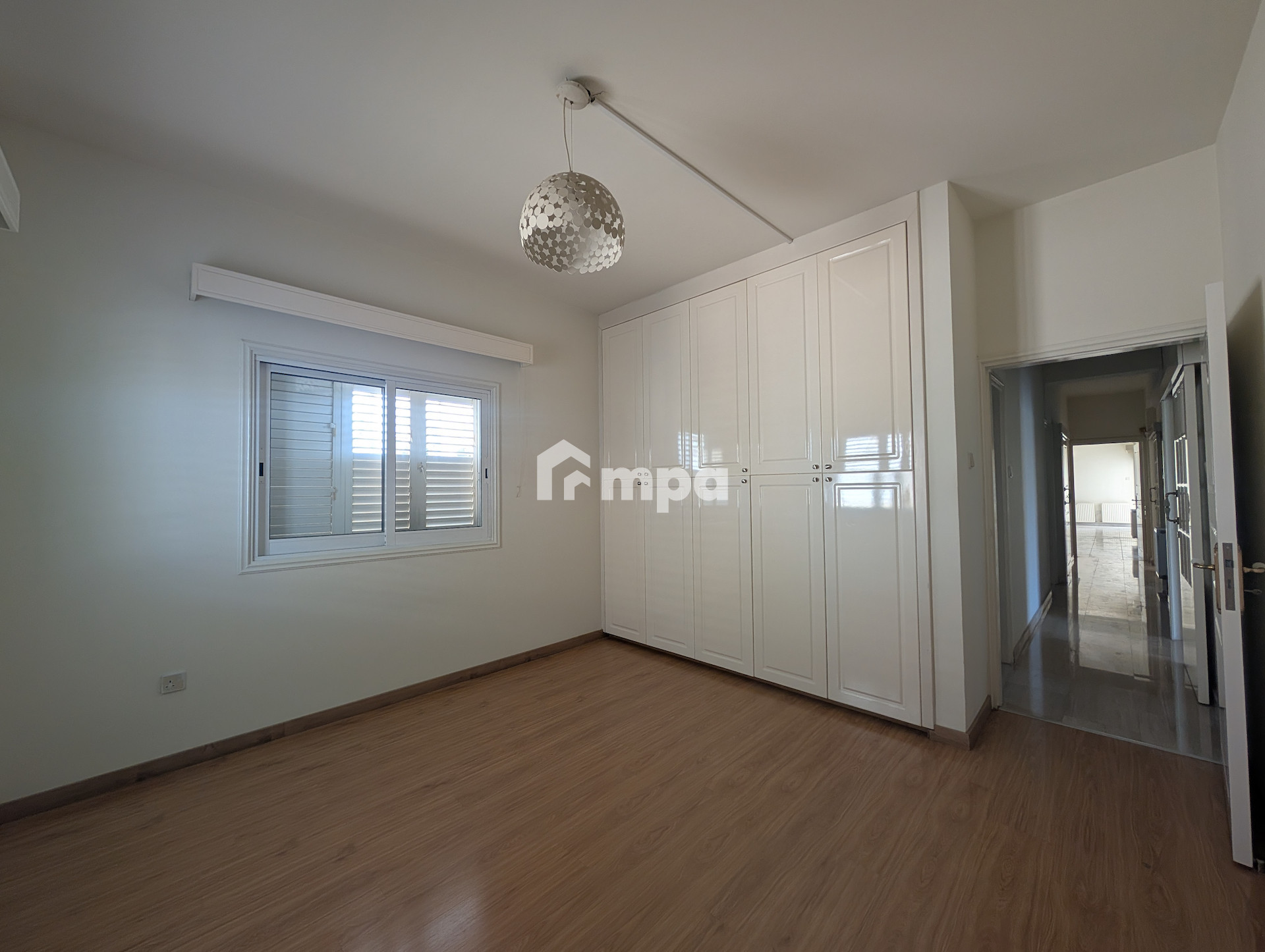 5 Bedroom Apartment