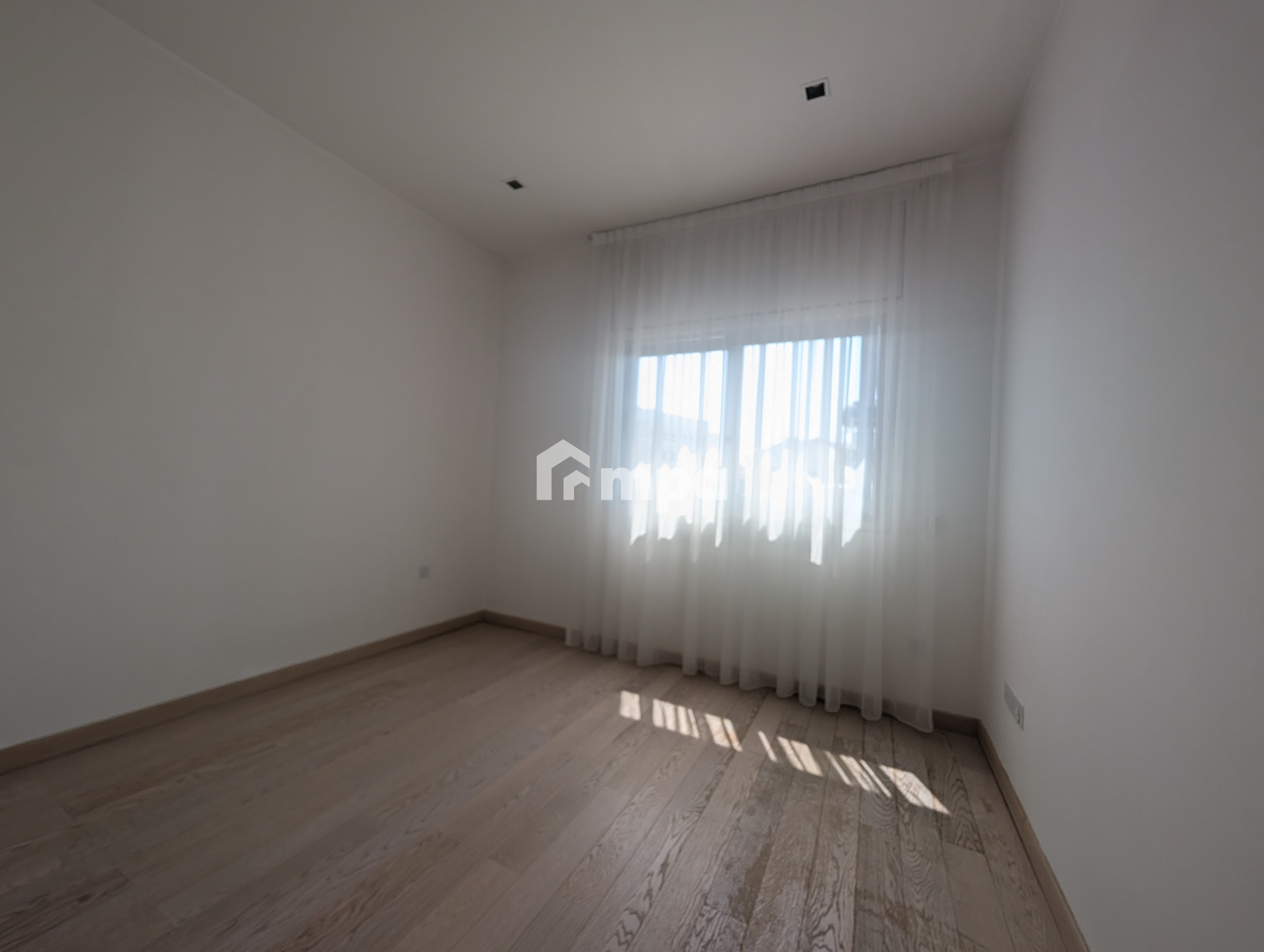 4 Bedroom Apartment
