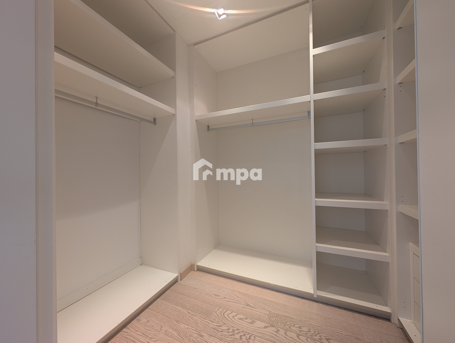4 Bedroom Apartment