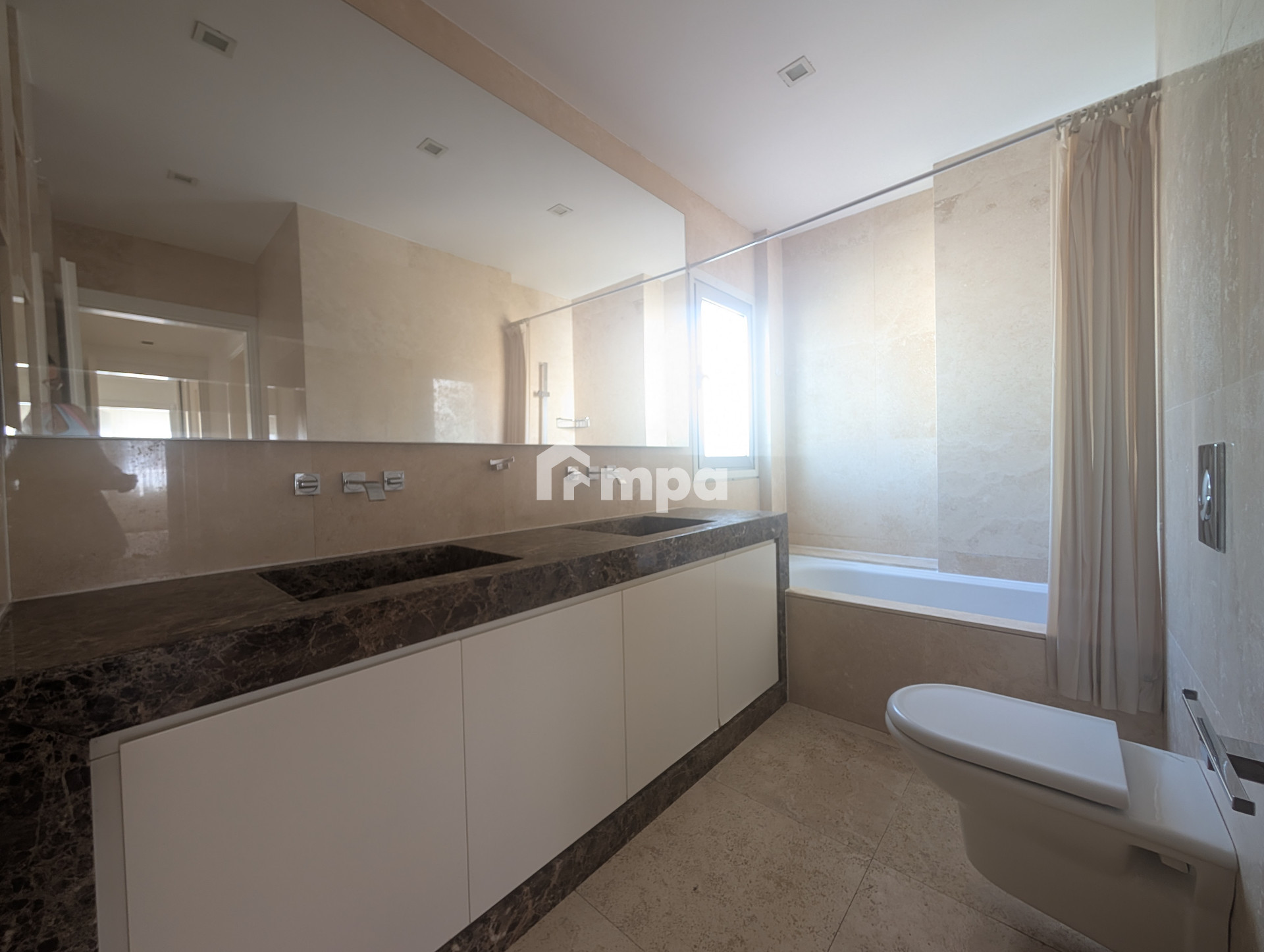 4 Bedroom Apartment