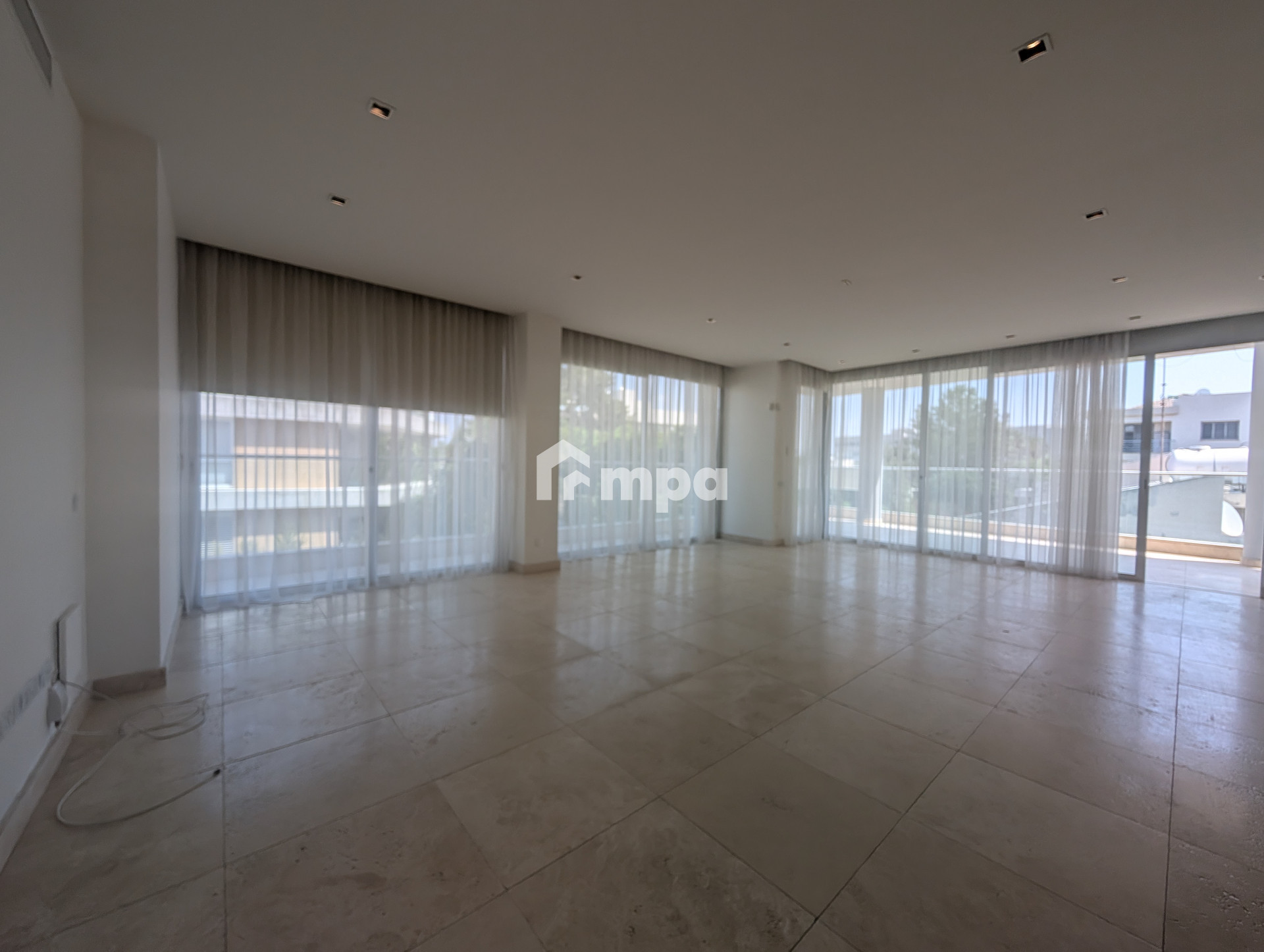 4 Bedroom Apartment