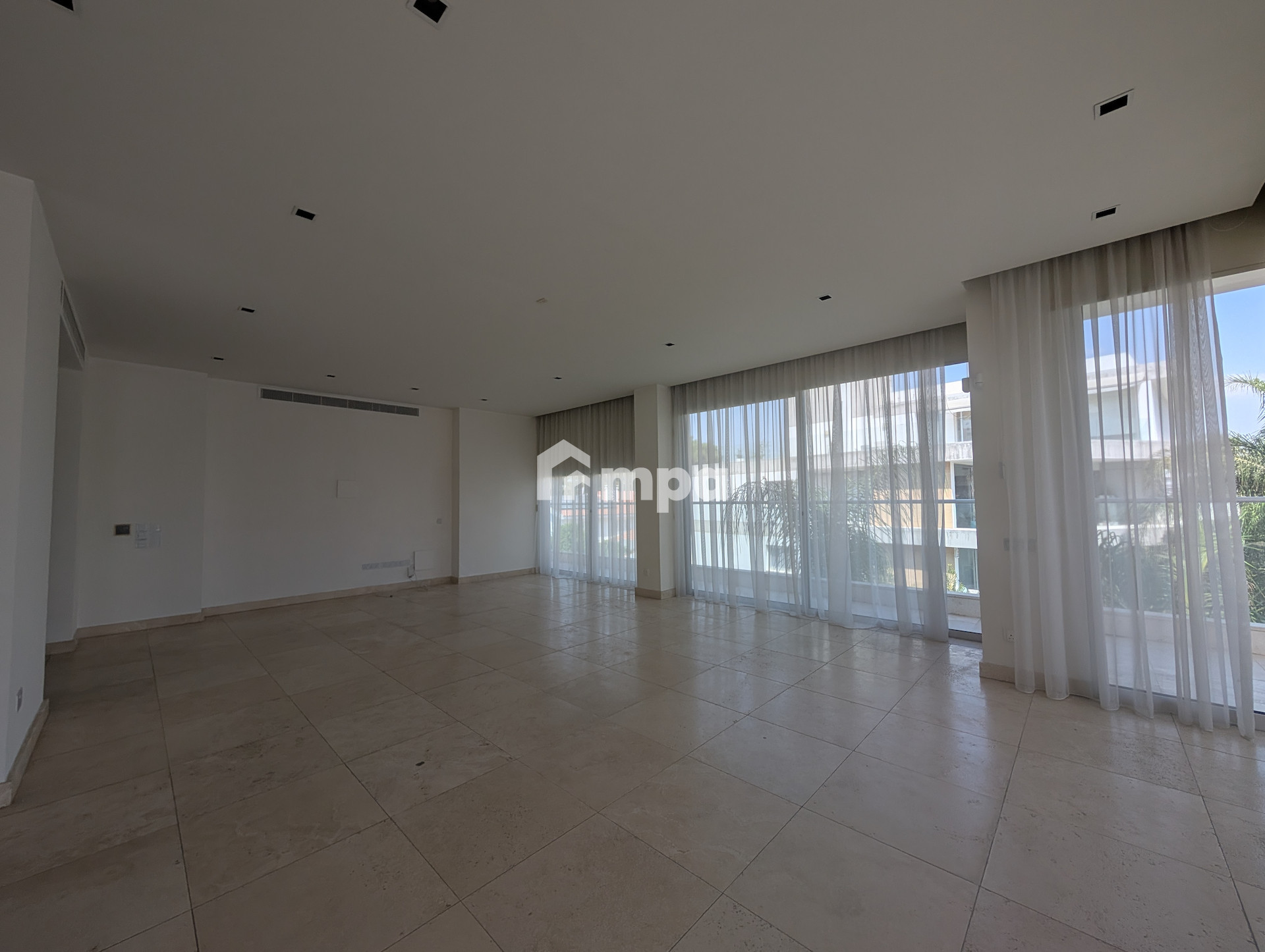 4 Bedroom Apartment
