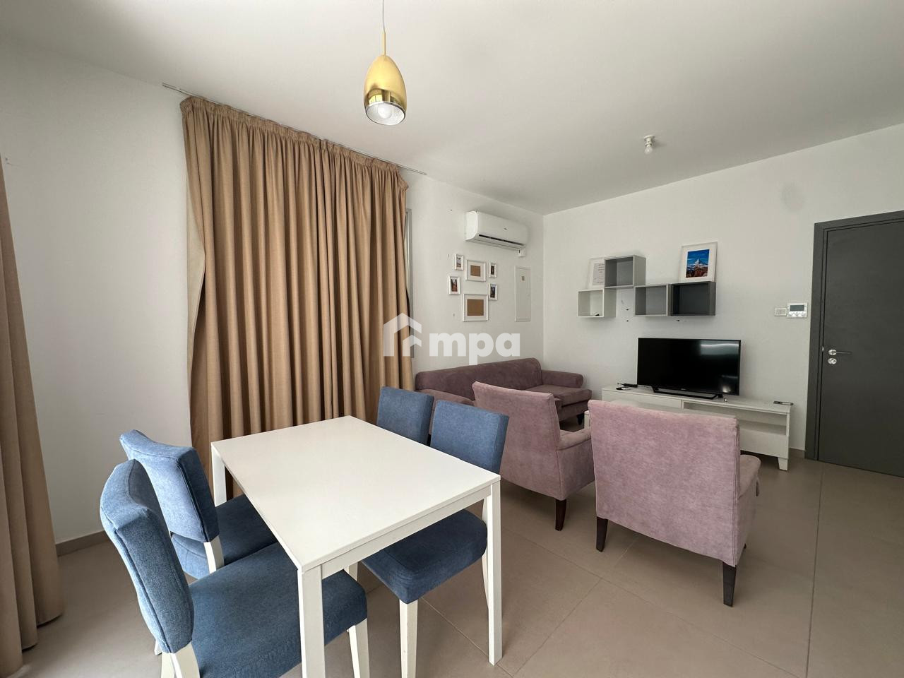 1 Bedroom Apartment