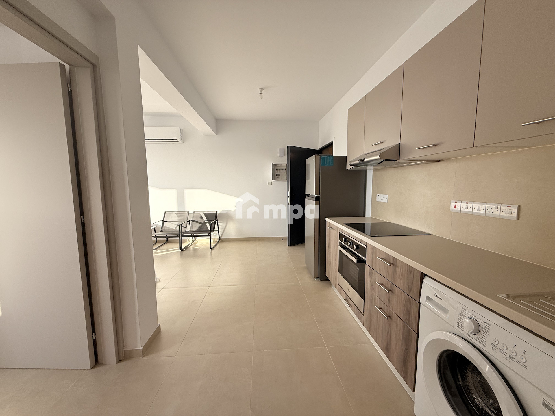 1 Bedroom Apartment