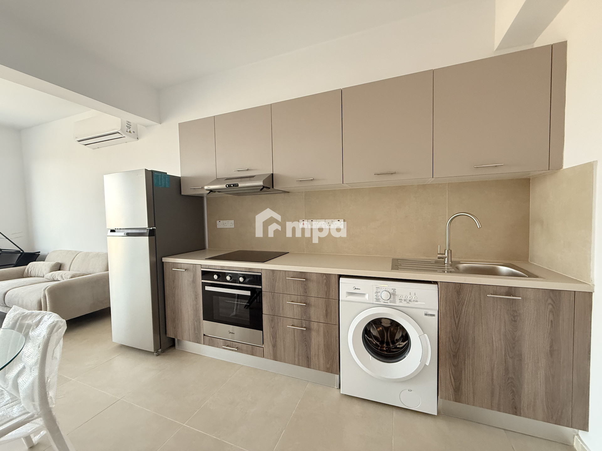 1 Bedroom Apartment