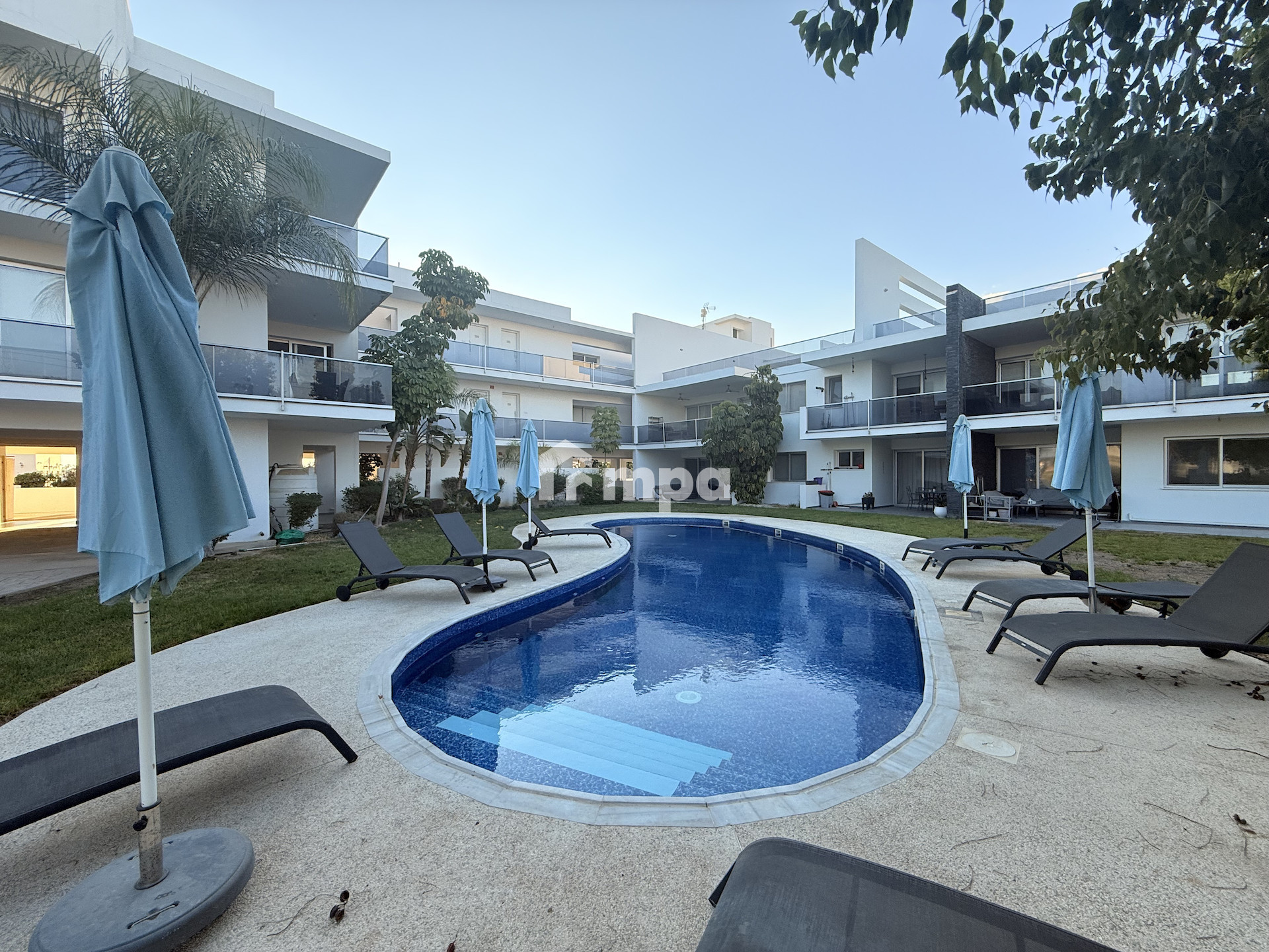 1 Bedroom Apartment